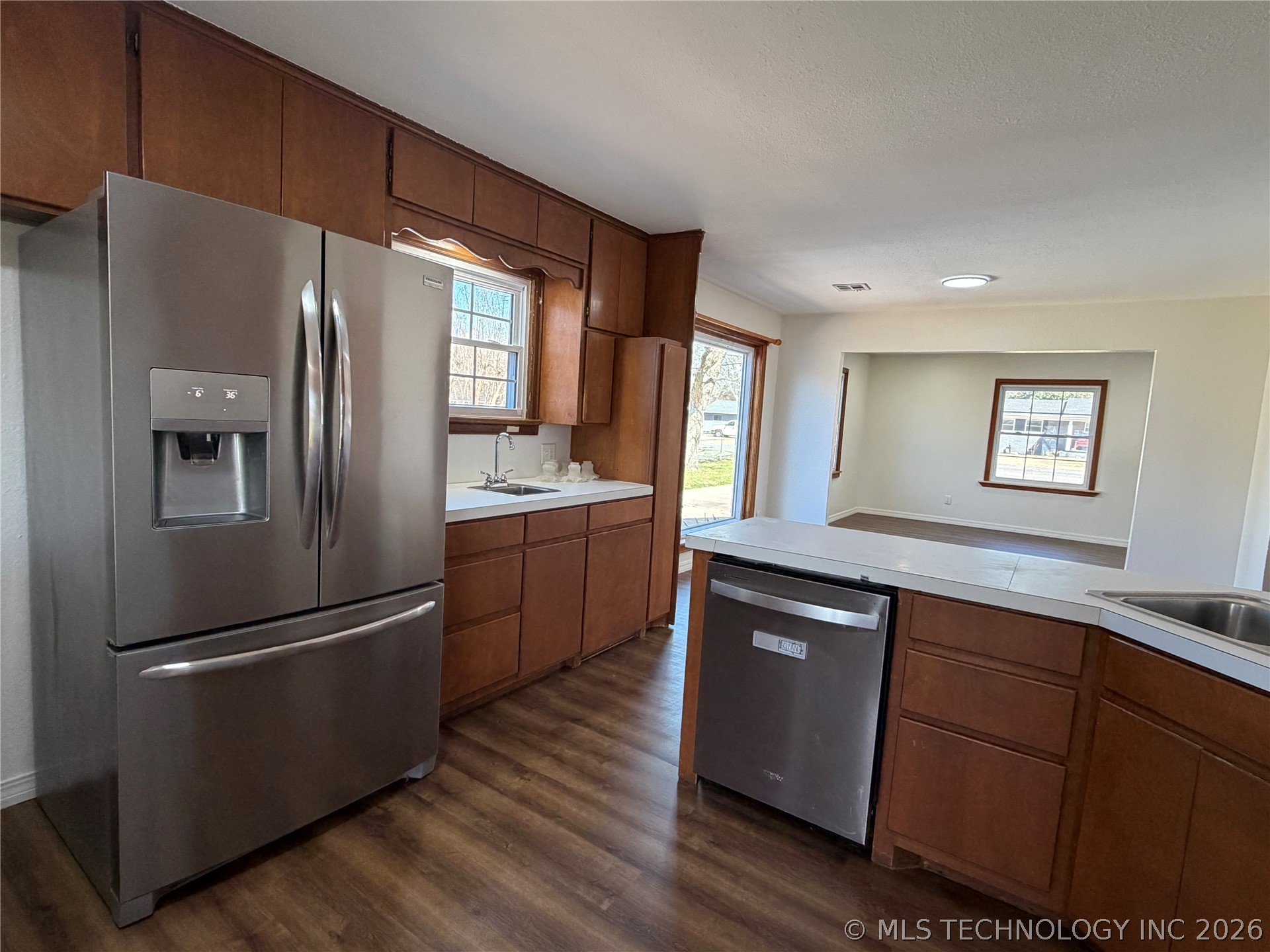 408 W Blair Avenue Property Photo 19
