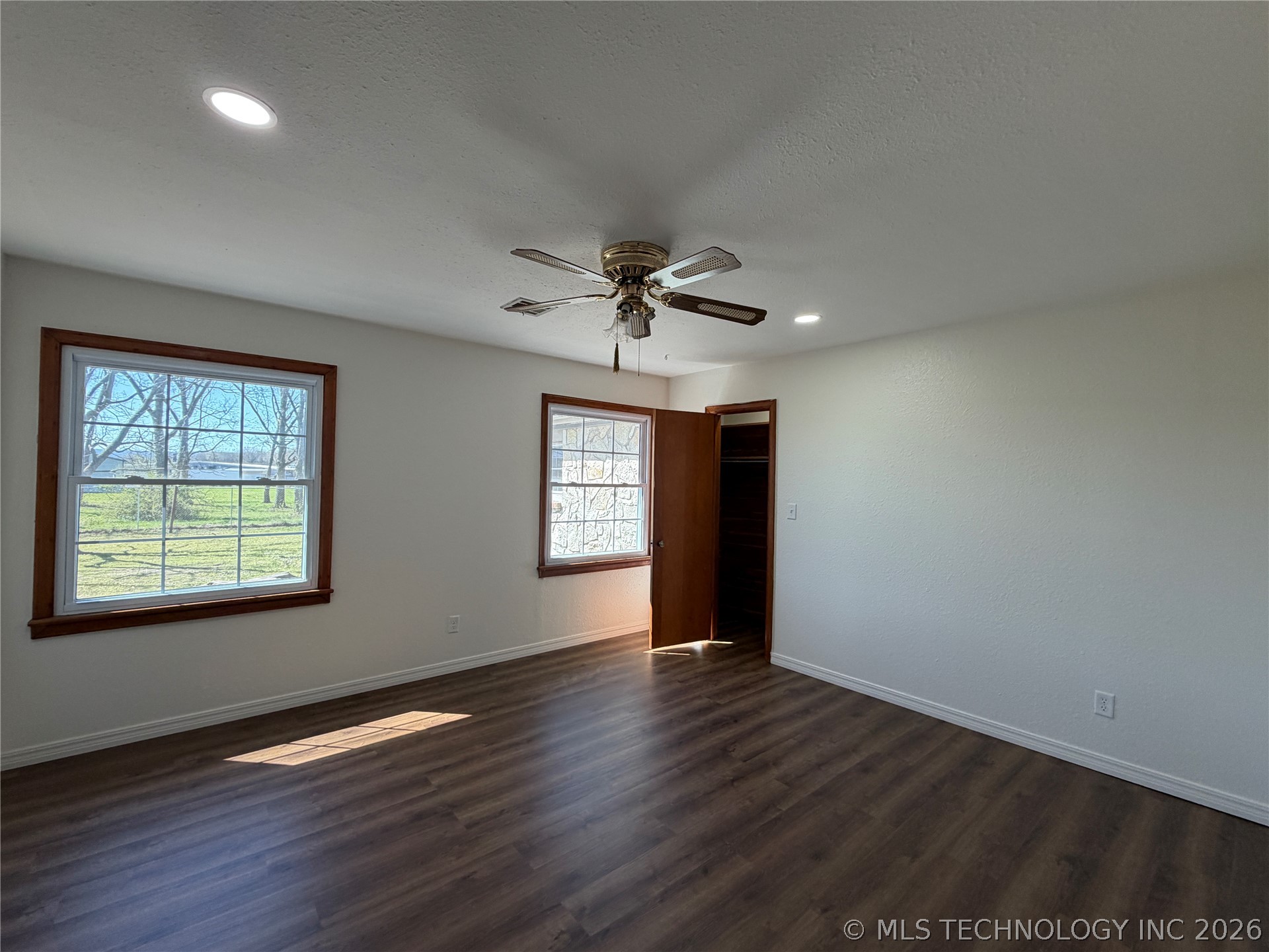 408 W Blair Avenue Property Photo 30