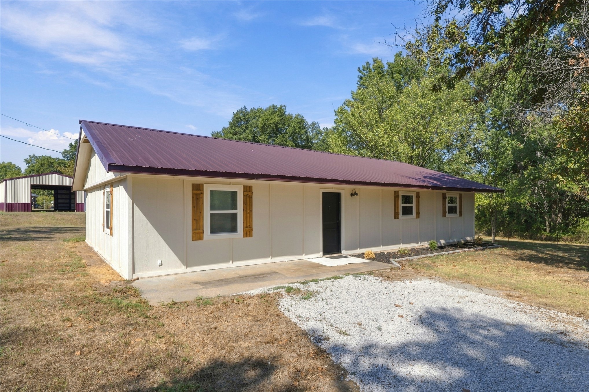 105778 S 4310 Property Photo 10