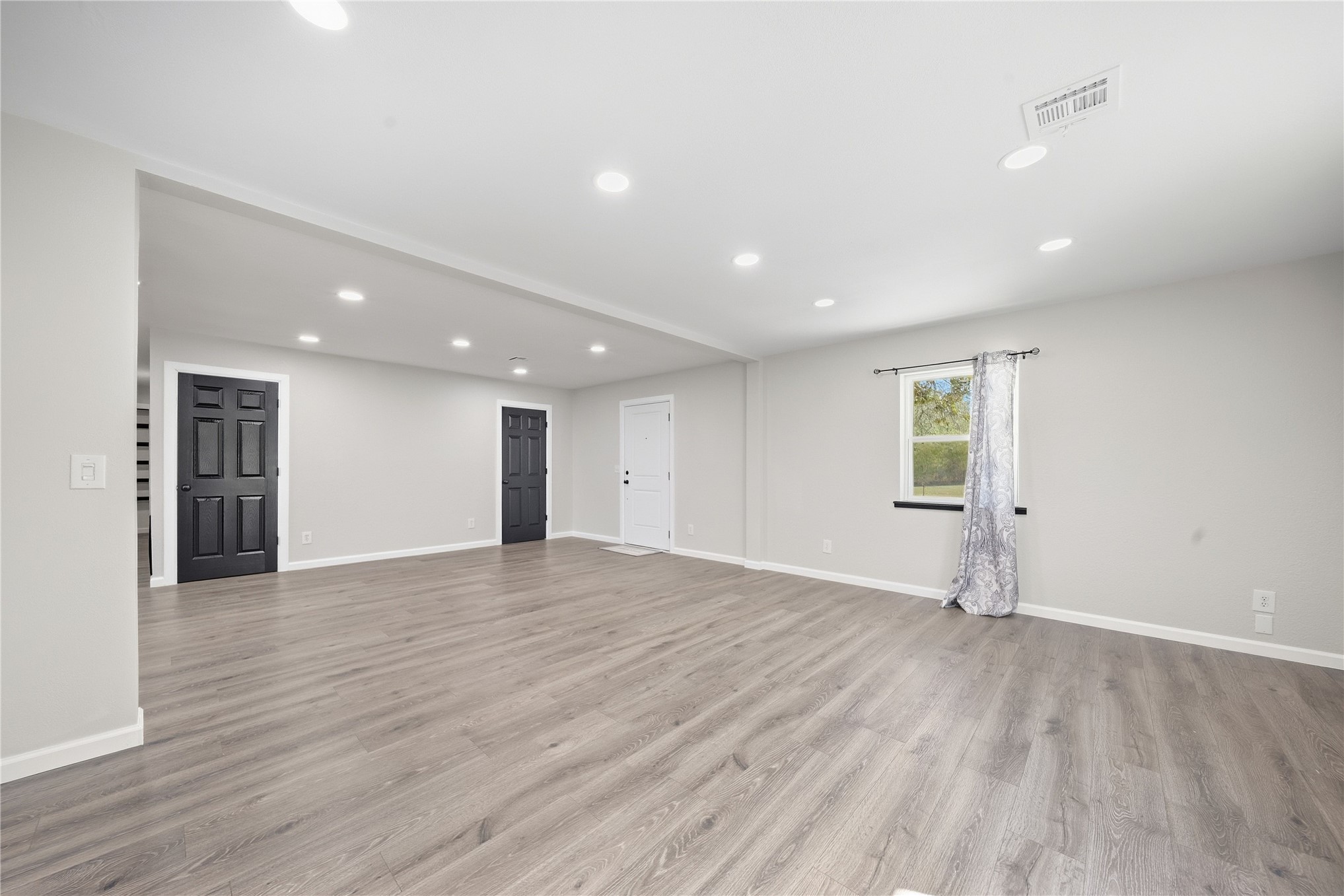 105778 S 4310 Property Photo 13