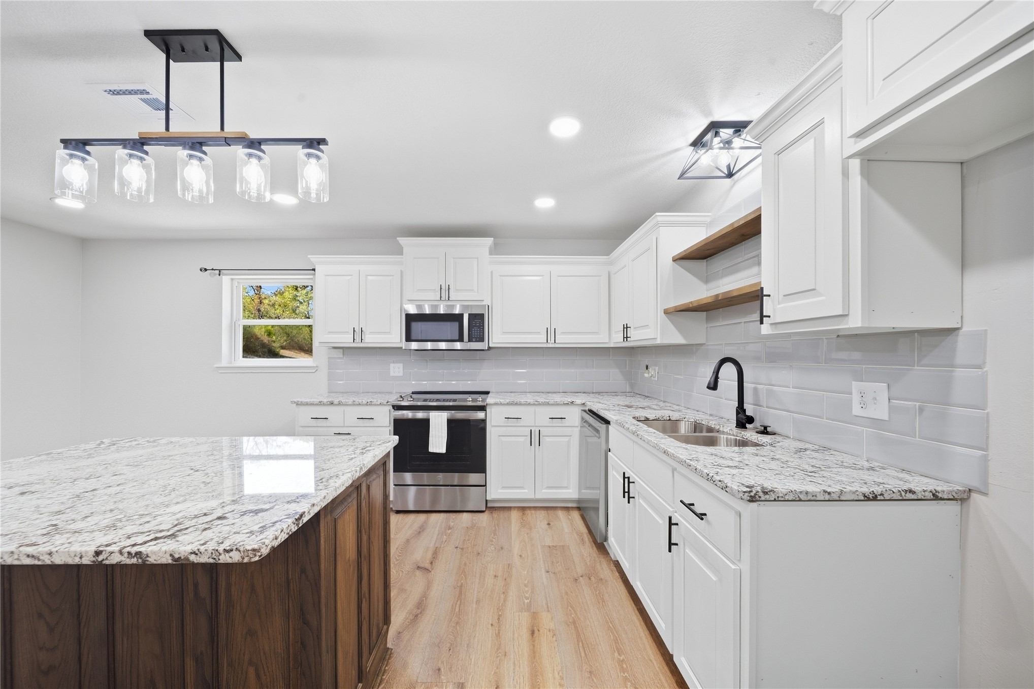 105778 S 4310 Property Photo 15