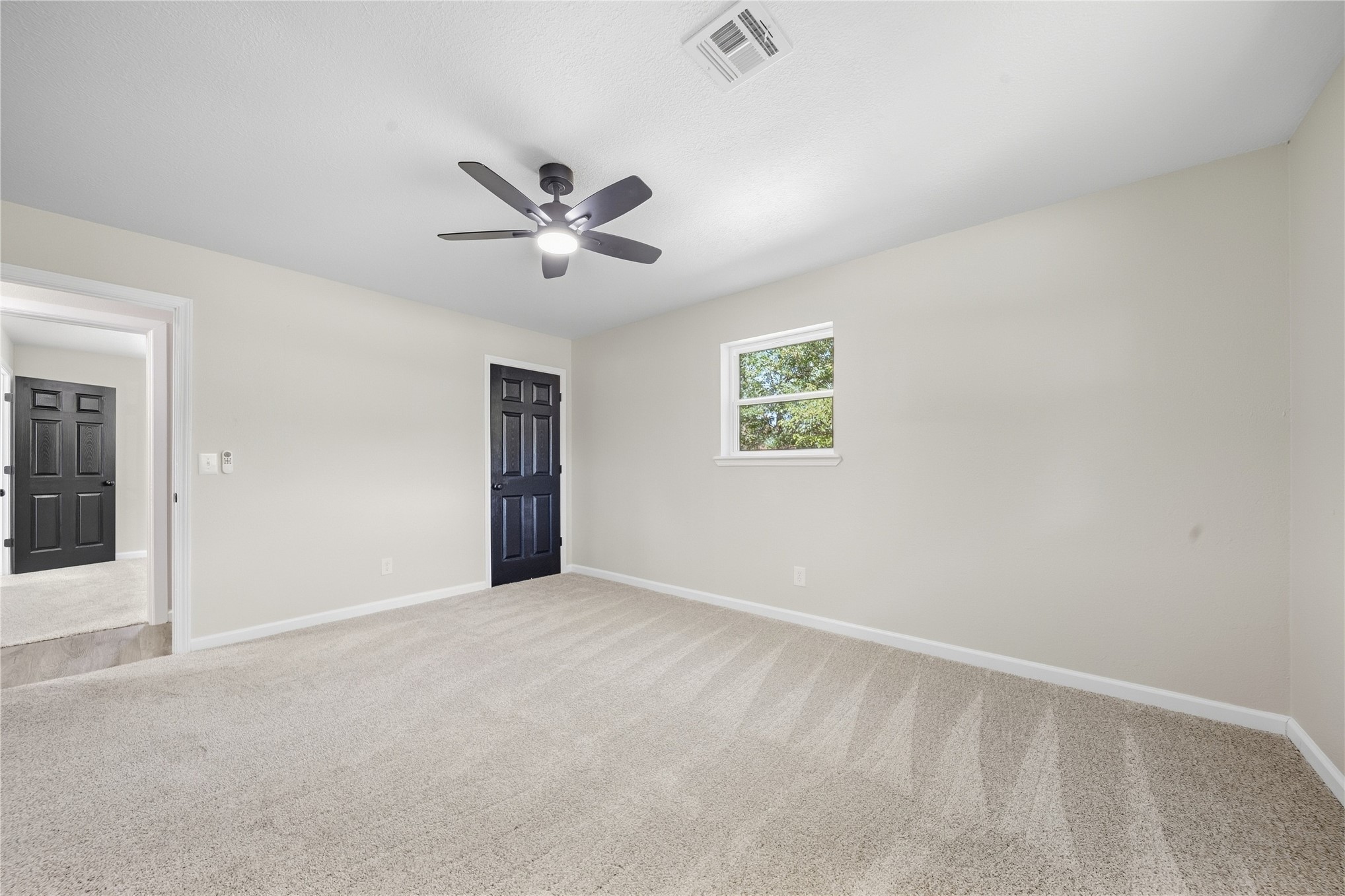 105778 S 4310 Property Photo 28