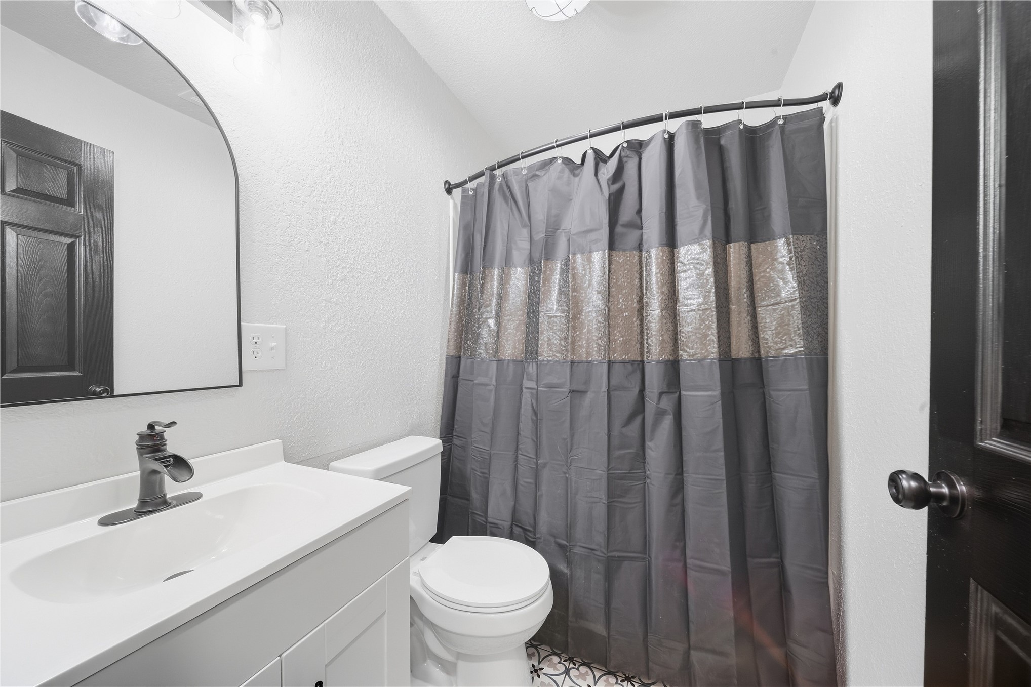 105778 S 4310 Property Photo 29