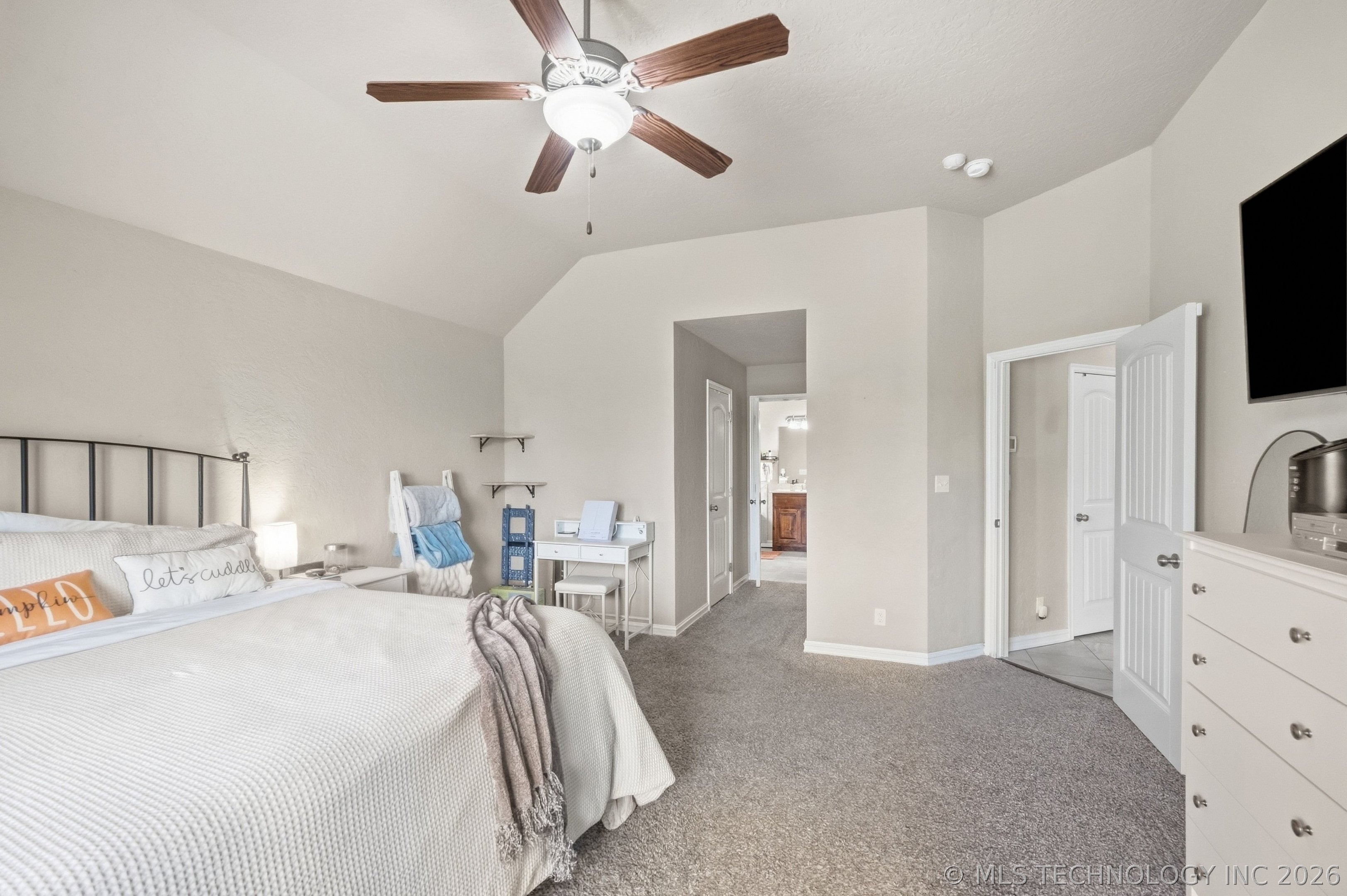25420 Stonebridge Parkway Property Photo 14