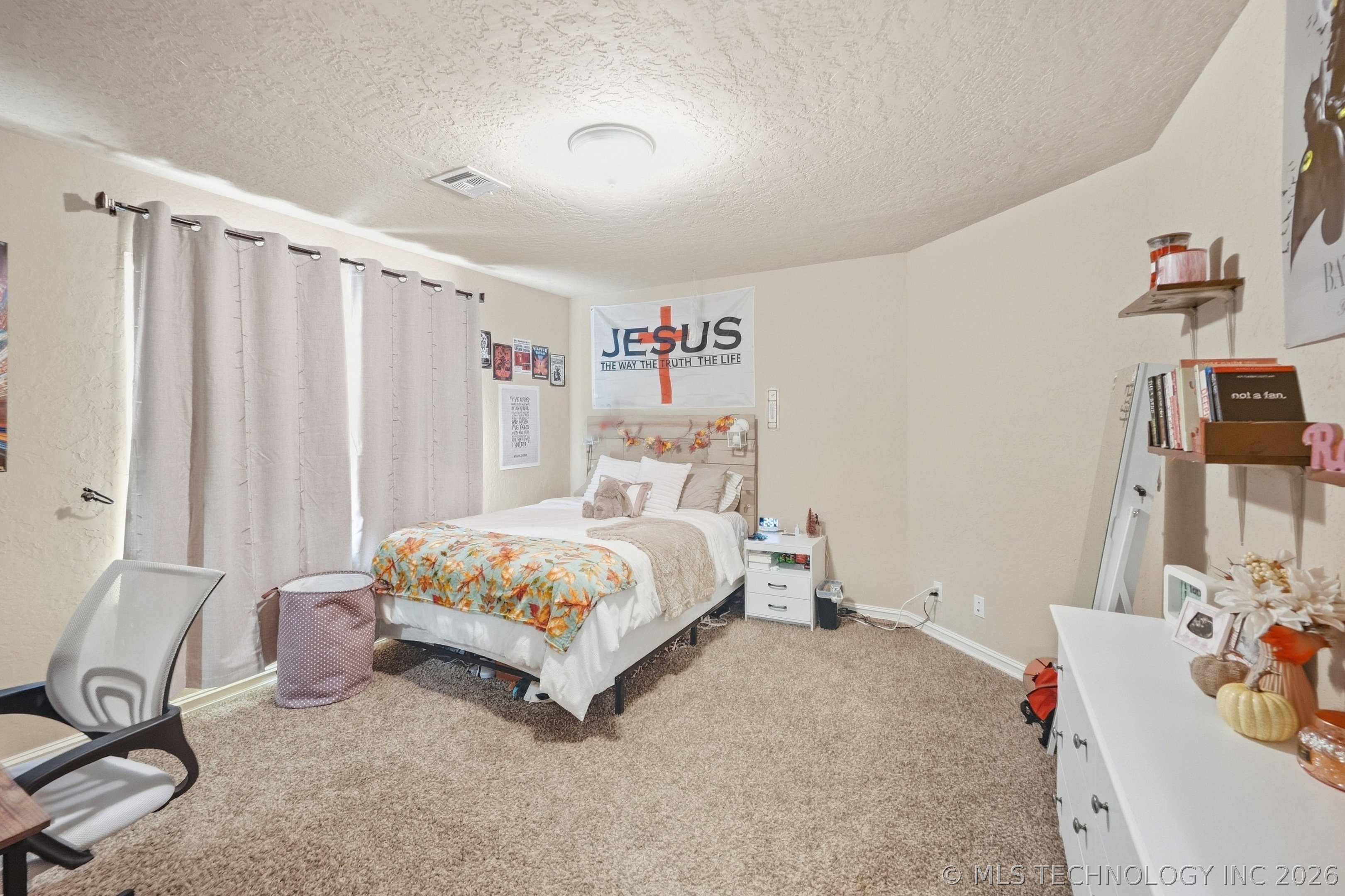 25420 Stonebridge Parkway Property Photo 18
