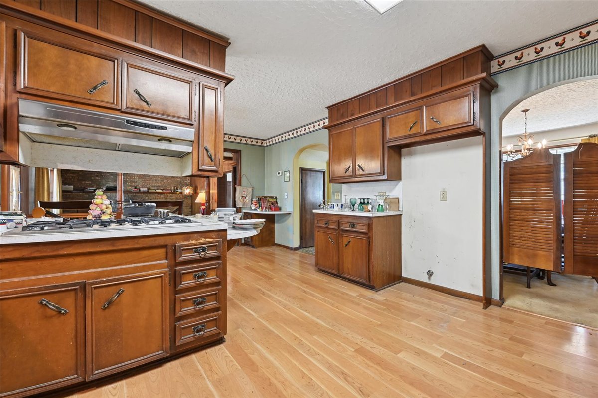 274 Crestwood Drive Property Photo 19