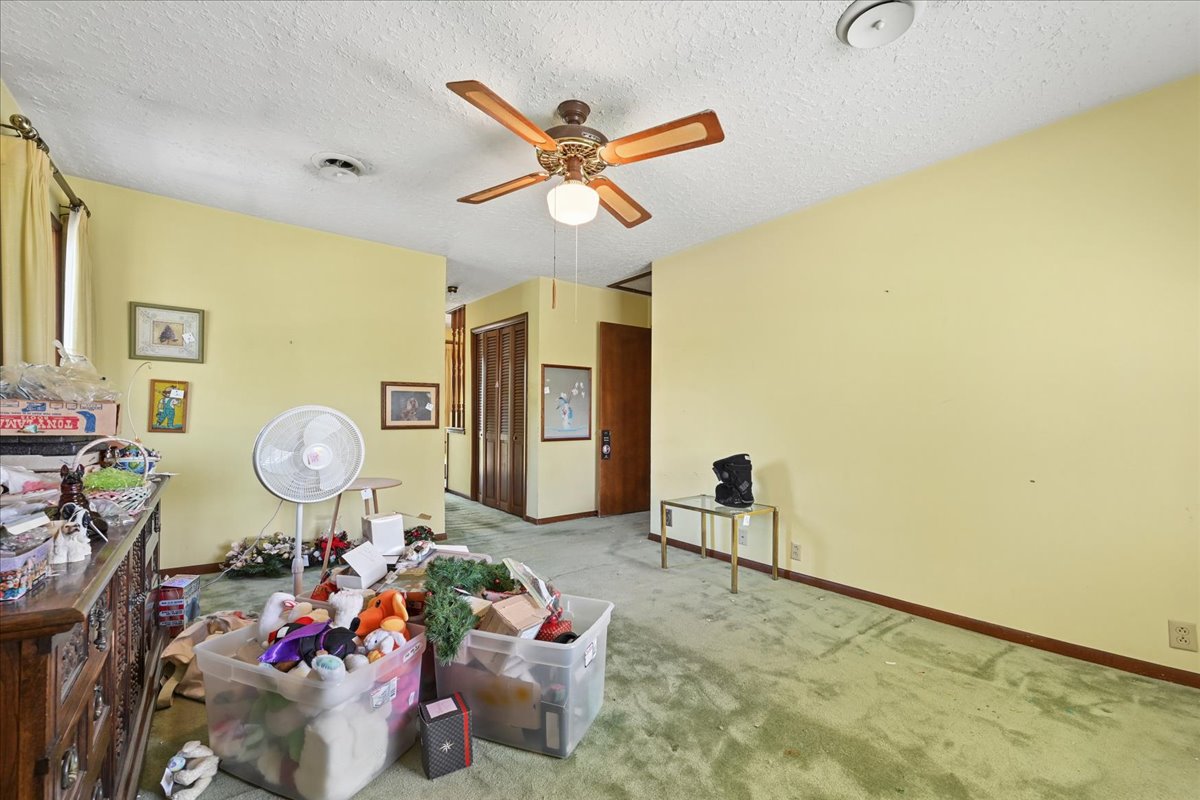 274 Crestwood Drive Property Photo 24