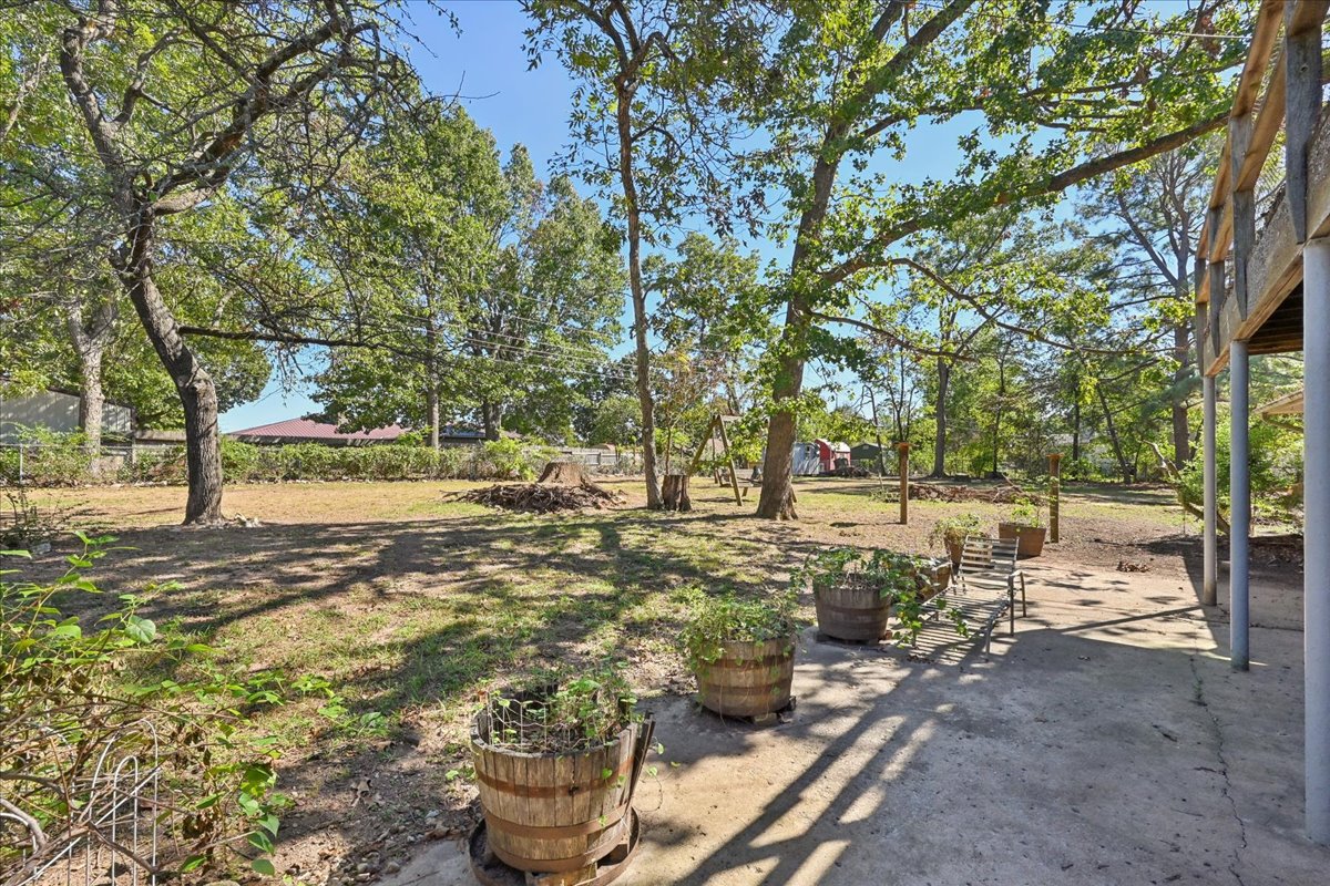 274 Crestwood Drive Property Photo 35