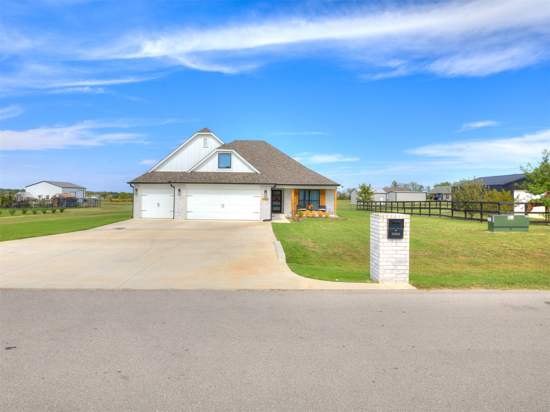 32253 E 67th Place S Property Photo 1