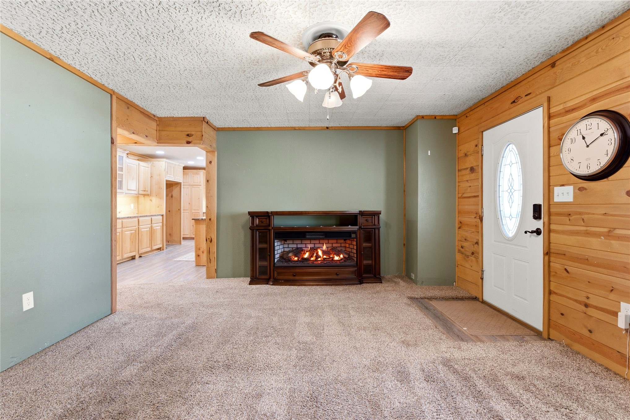 705 S 2nd Street Property Photo 4