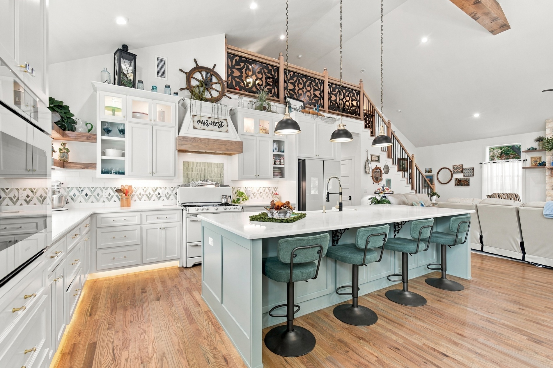 414453 E 1074 Property Photo 15