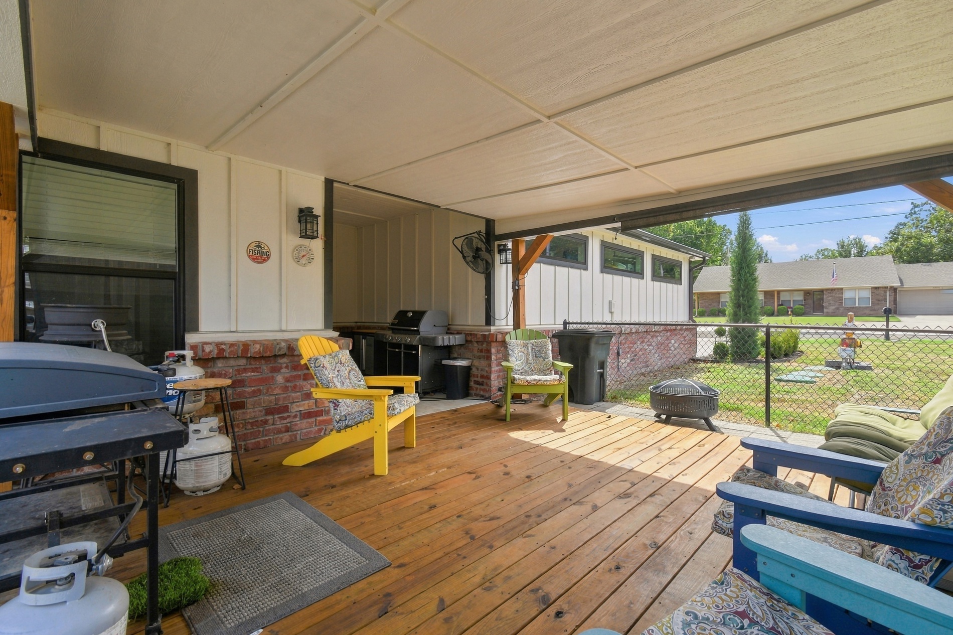 414453 E 1074 Property Photo 42