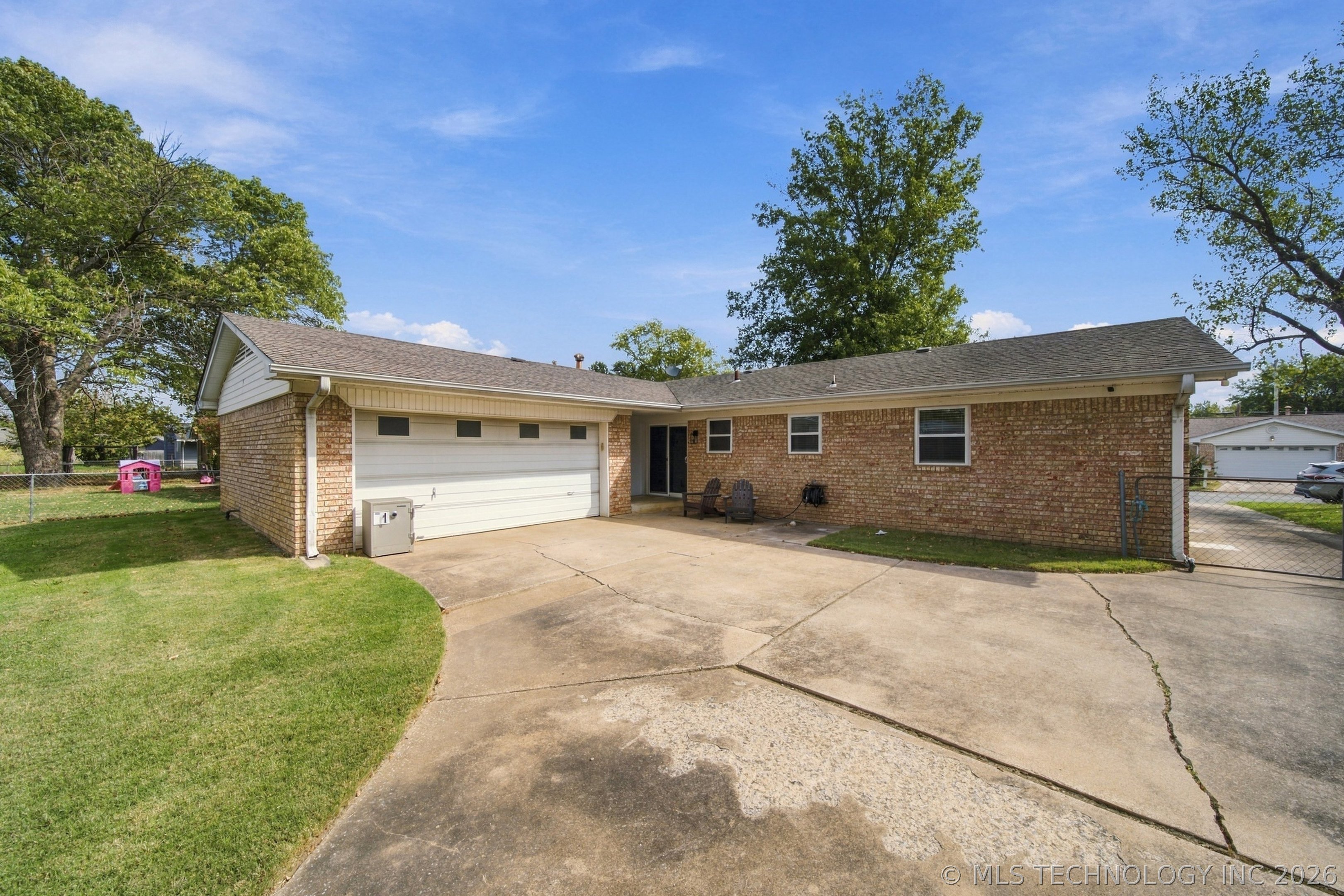 305 N Wortman Place Property Photo 29