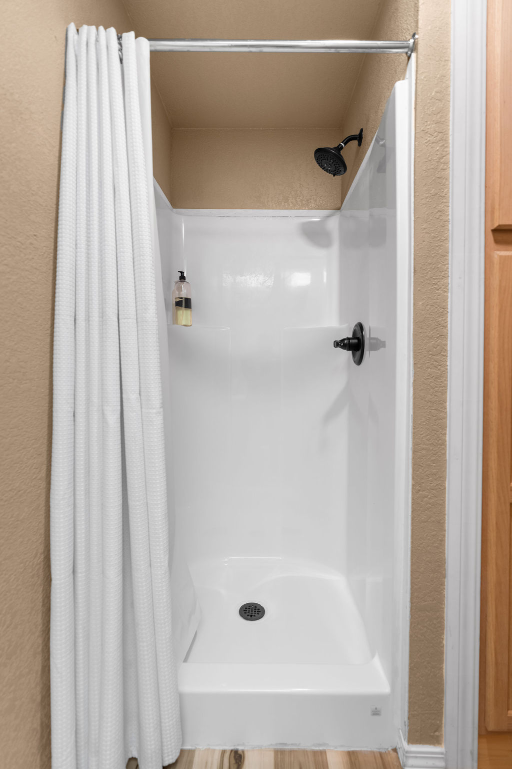 7593 Thomas Avenue N Property Photo 36