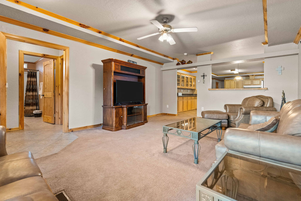 7593 Thomas Avenue N Property Photo 39