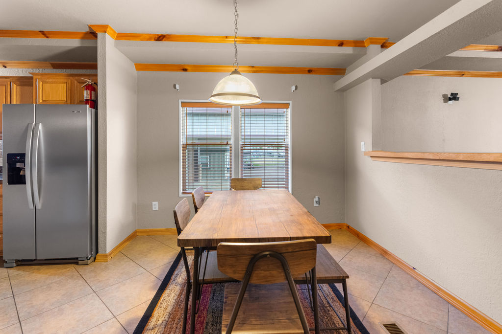 7593 Thomas Avenue N Property Photo 60
