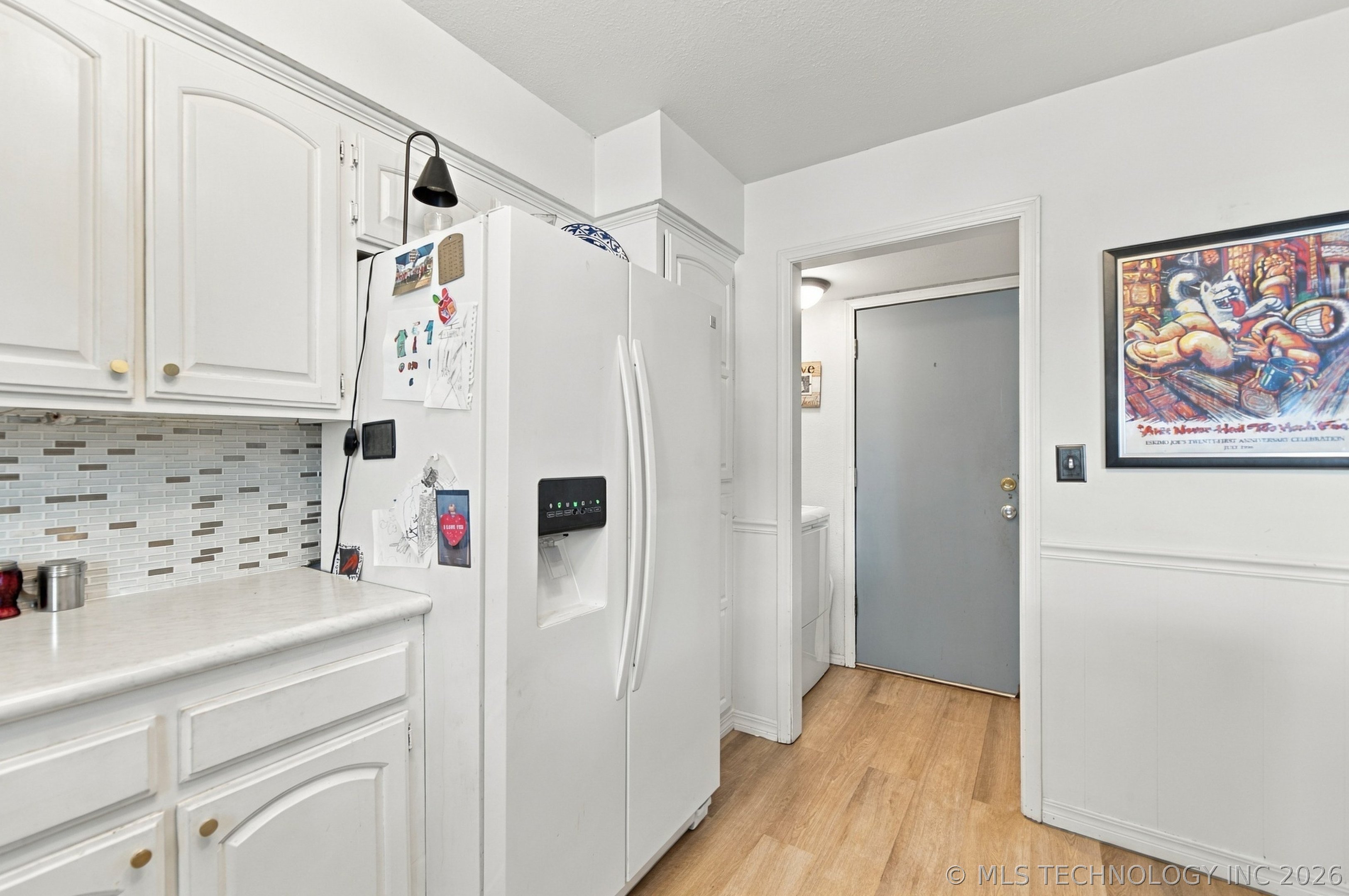 893 Bayshore Drive Property Photo 11