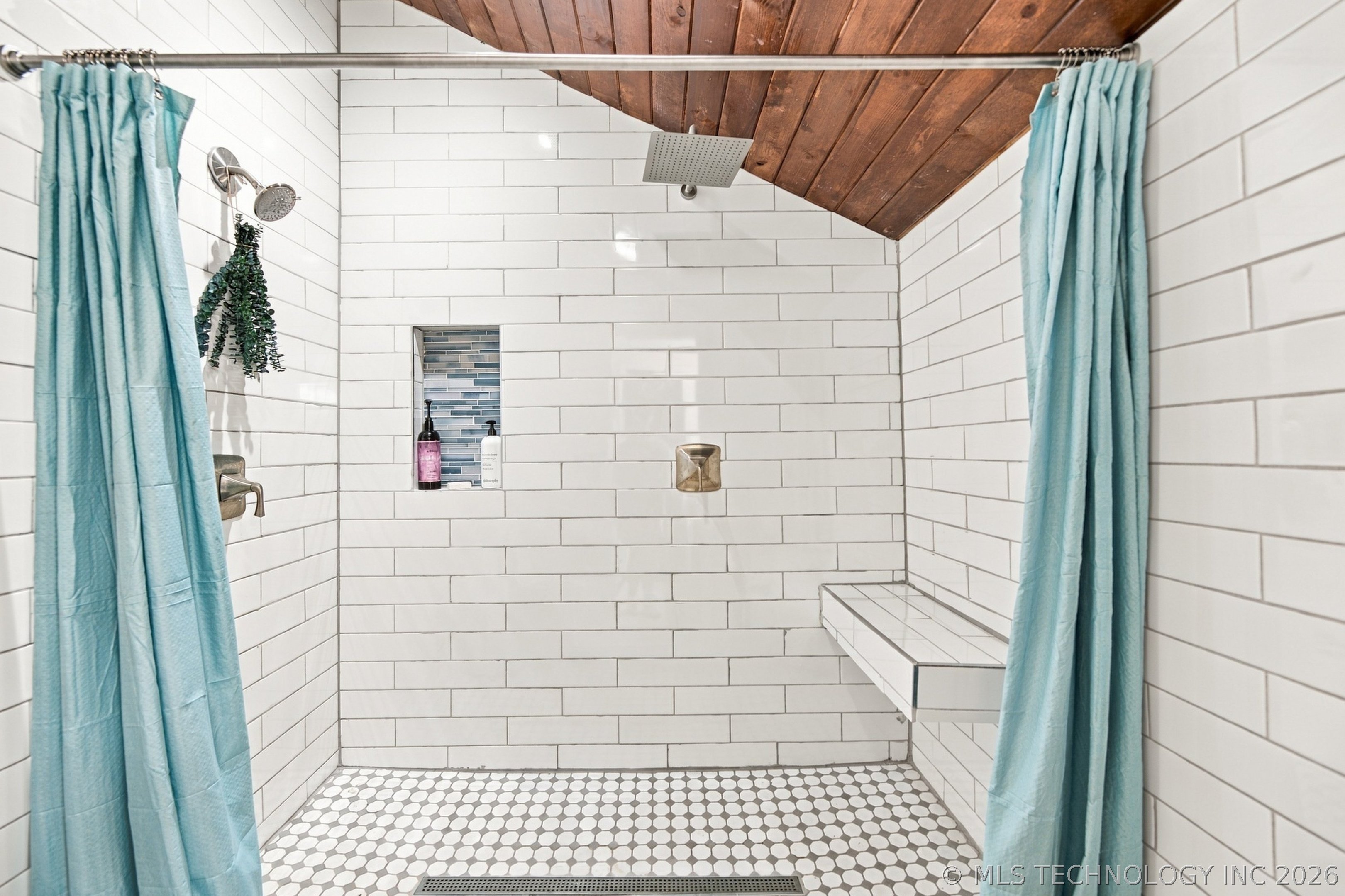 893 Bayshore Drive Property Photo 24