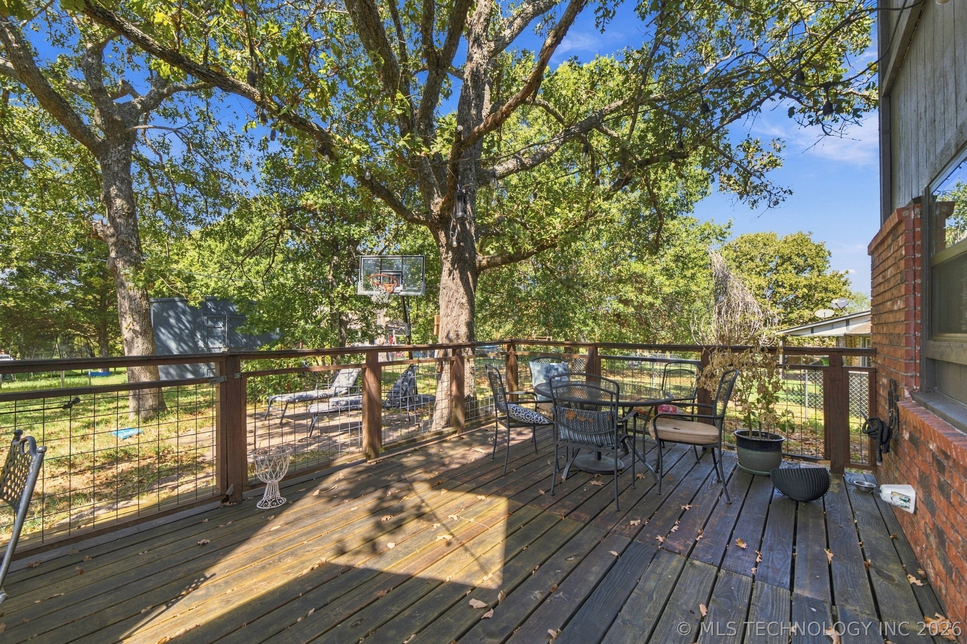 893 Bayshore Drive Property Photo 28