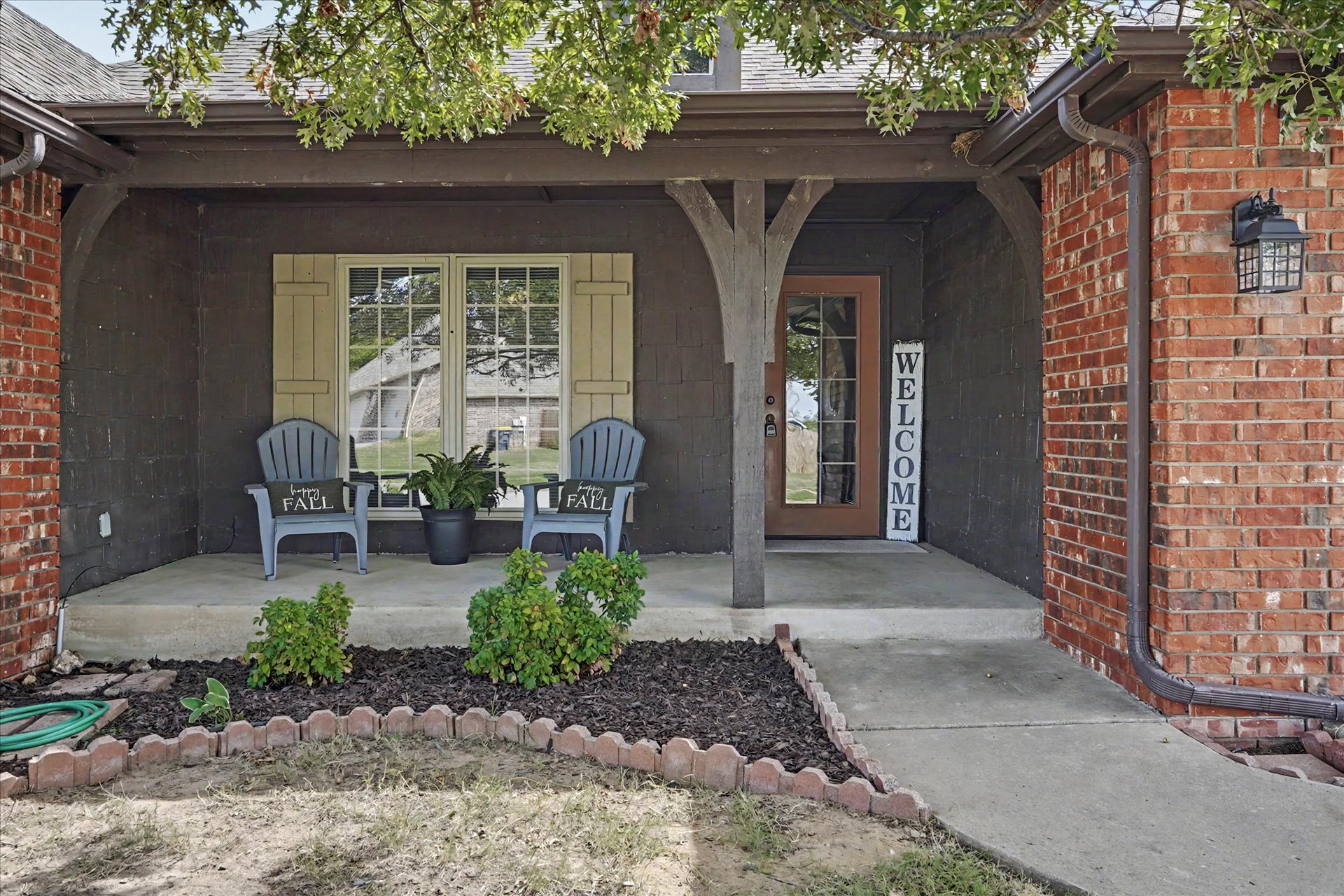 11713 S Oak Street Sw Property Photo 3