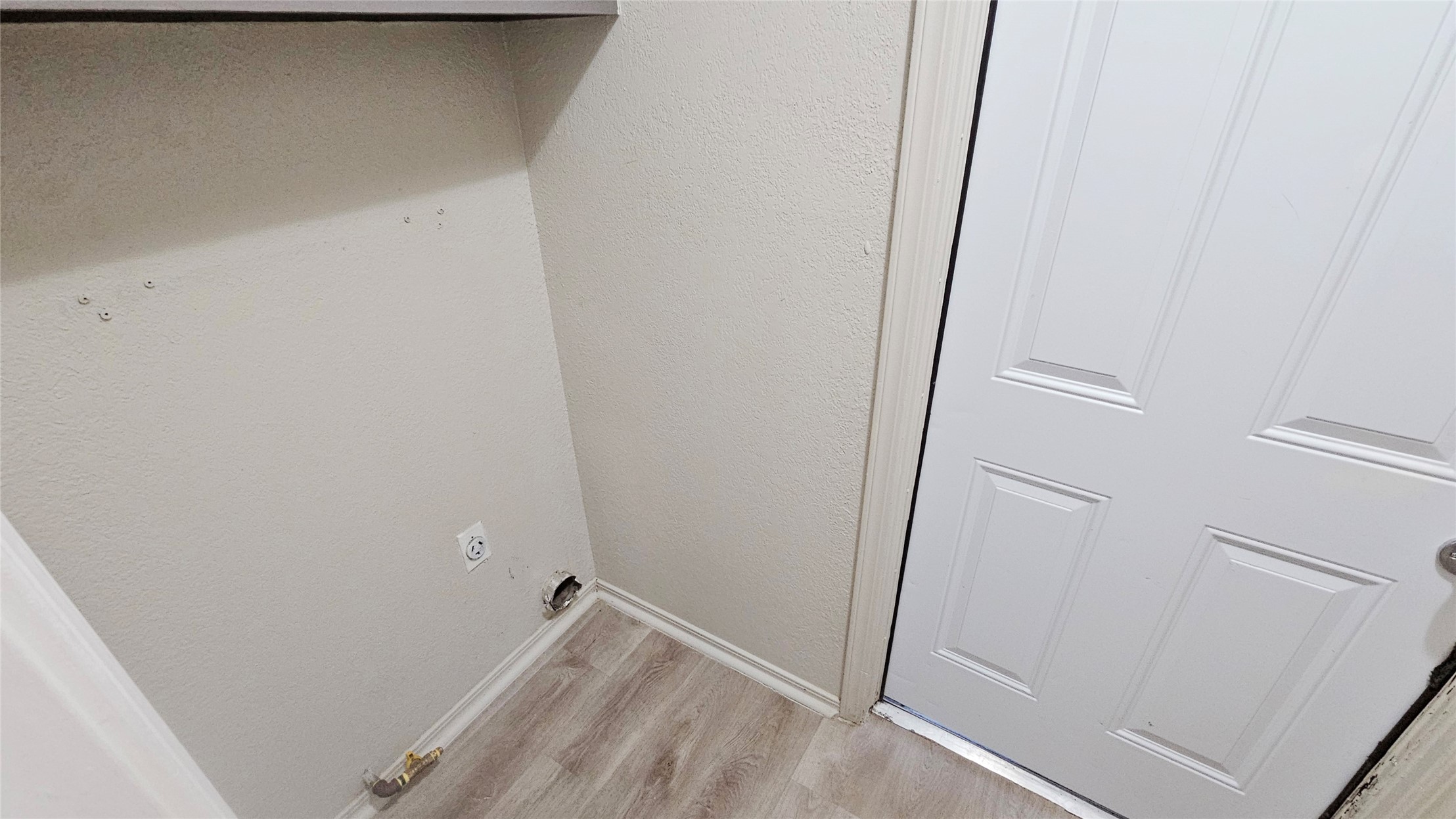 1212 S Walnut Avenue Property Photo 23