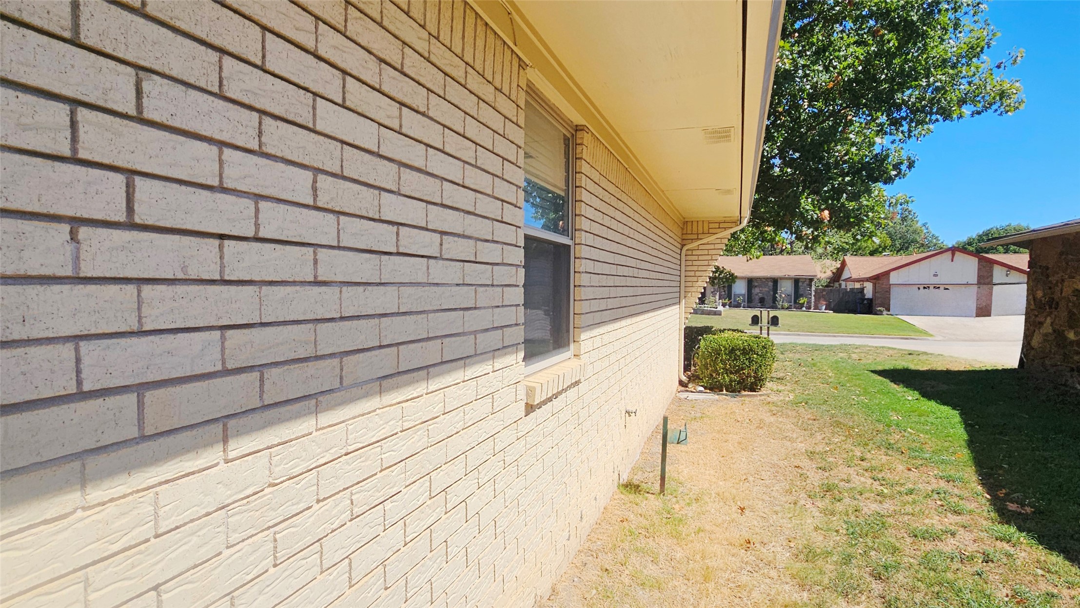 1212 S Walnut Avenue Property Photo 27