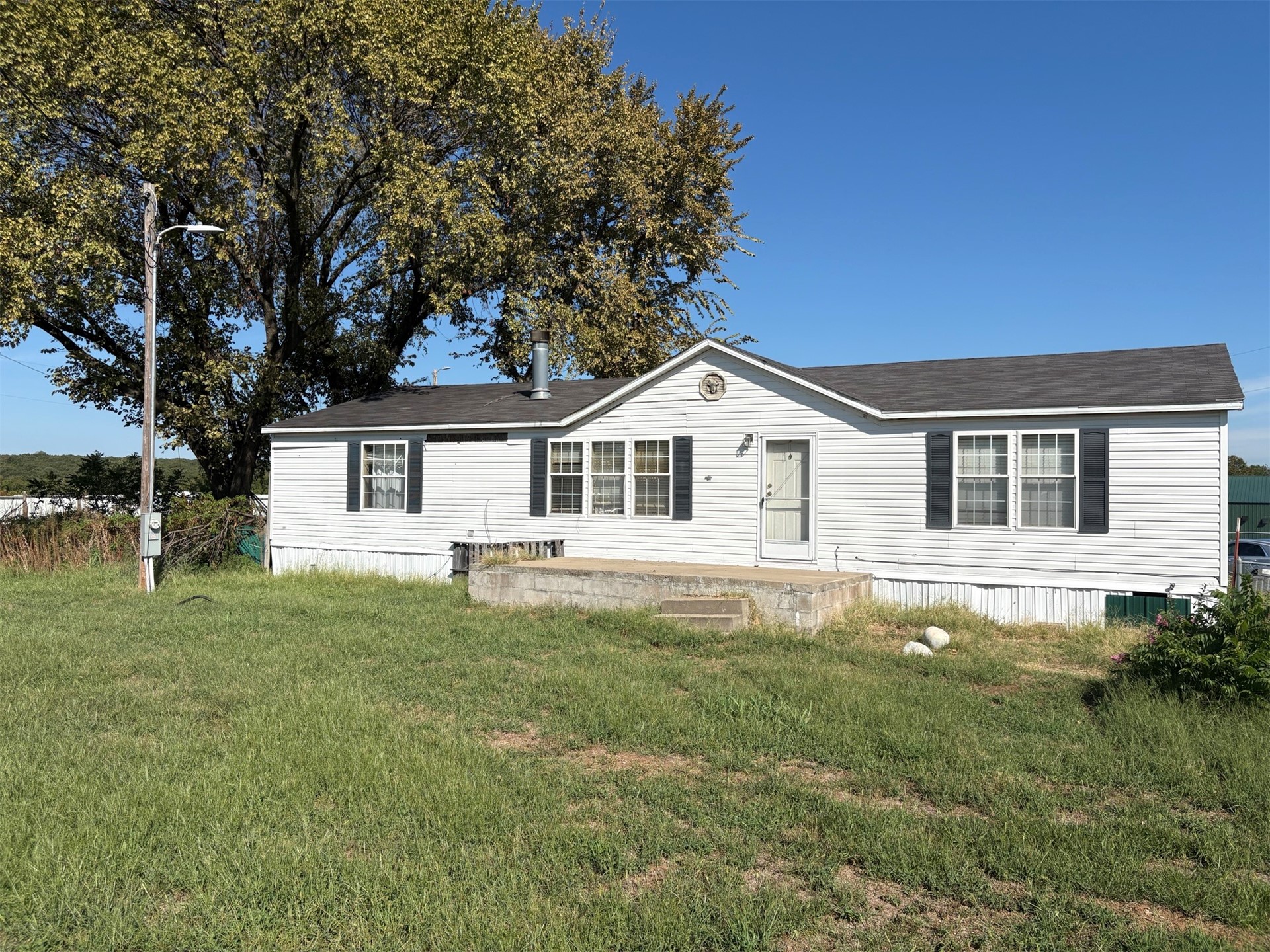 366945 E 5700 Road Property Photo 1