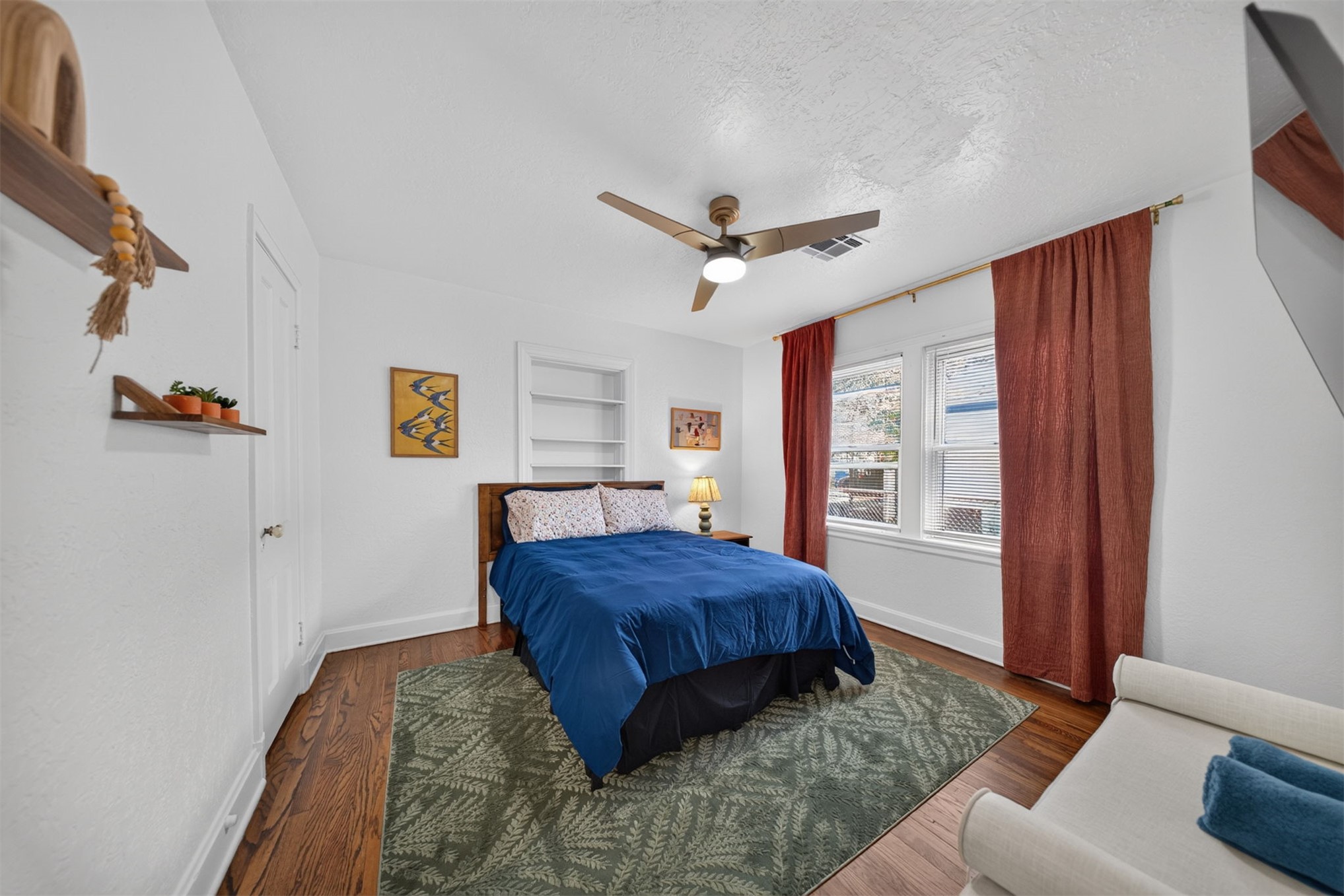 1231 S Gary Place Property Photo 18