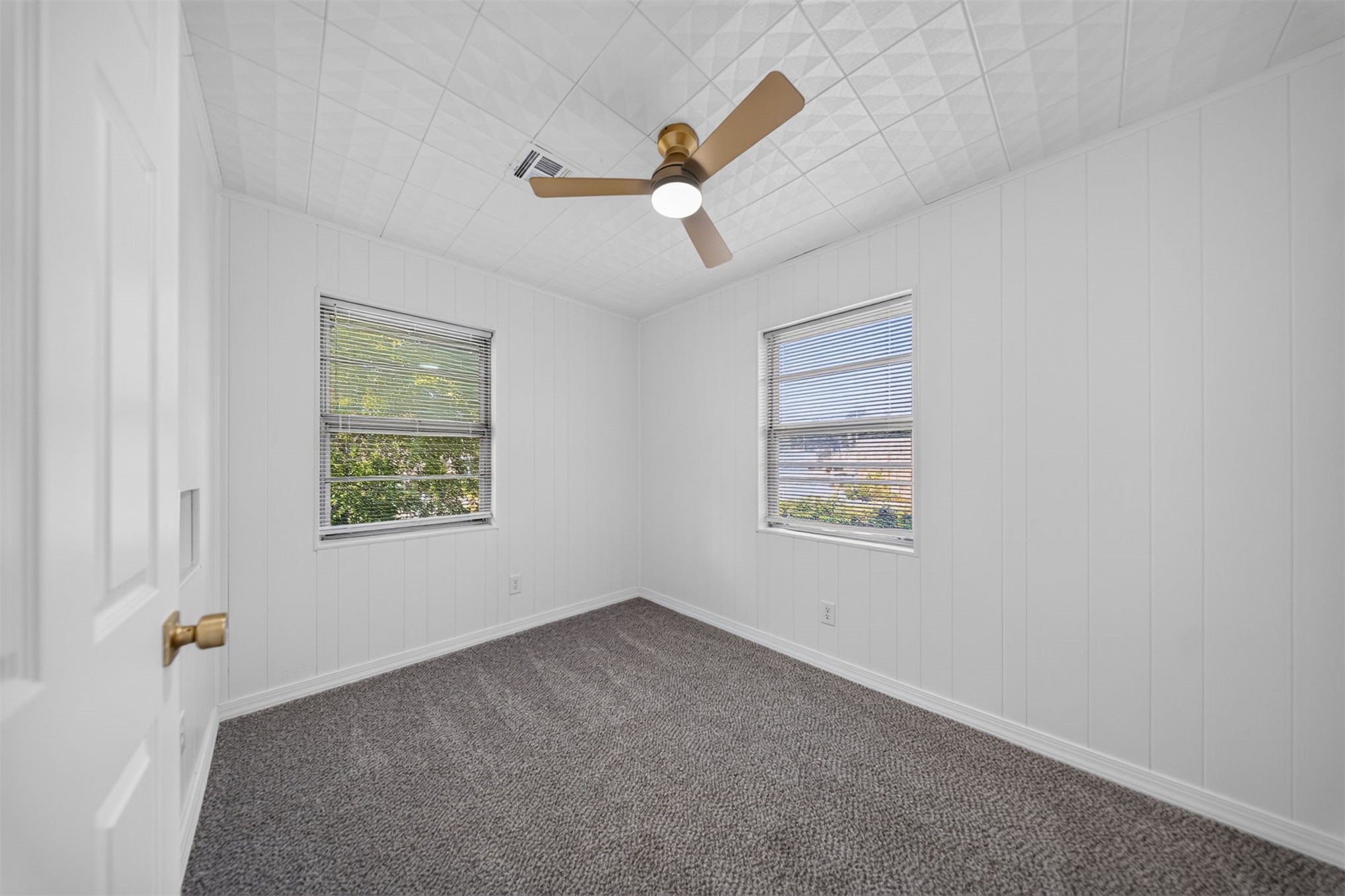 1231 S Gary Place Property Photo 28