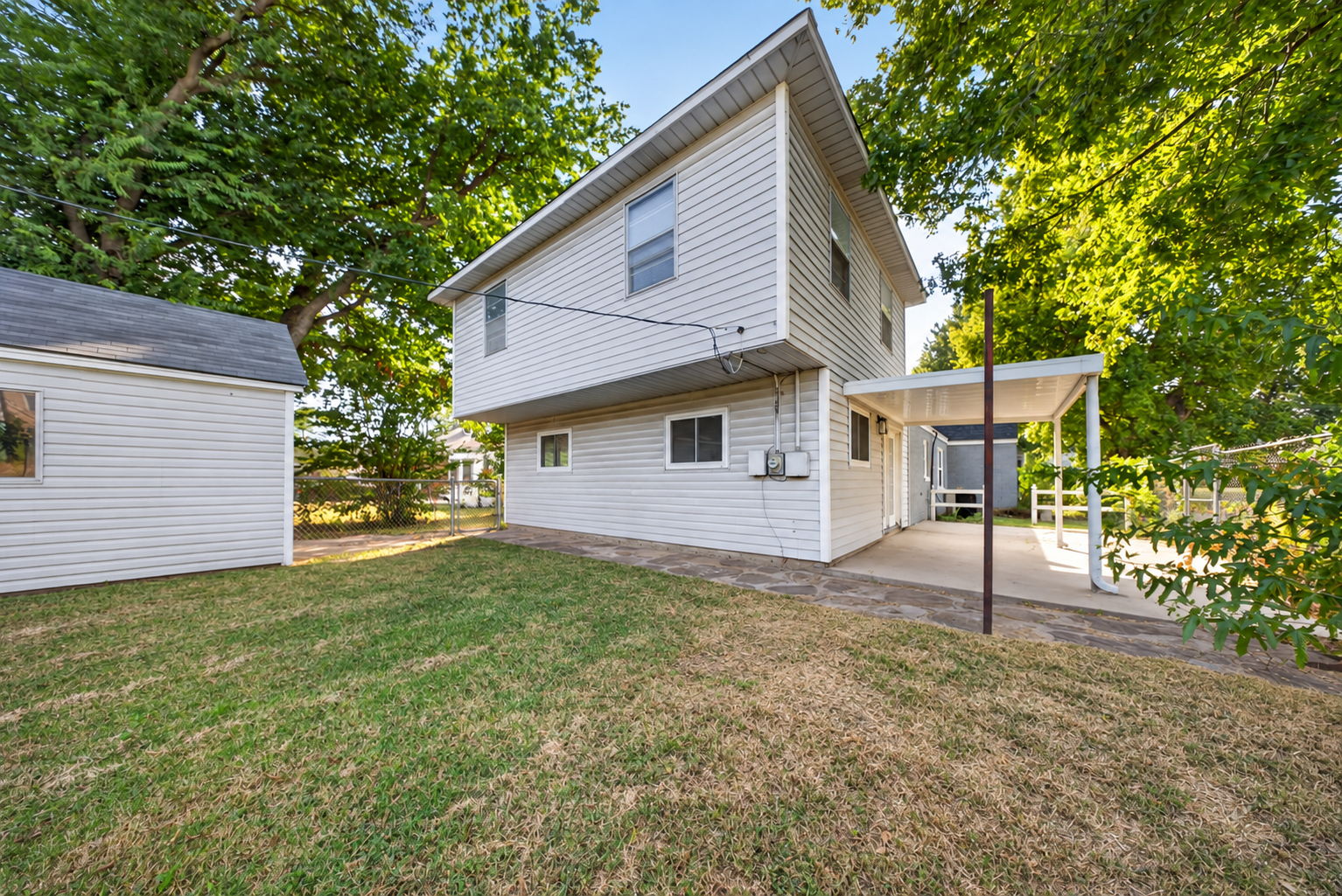 1231 S Gary Place Property Photo 42