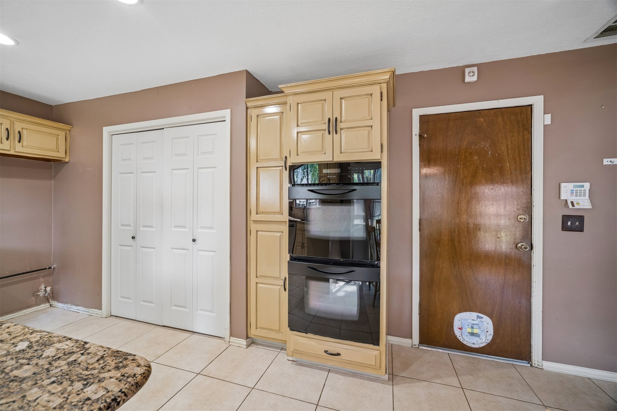 2509 W Canton Place Property Photo 17