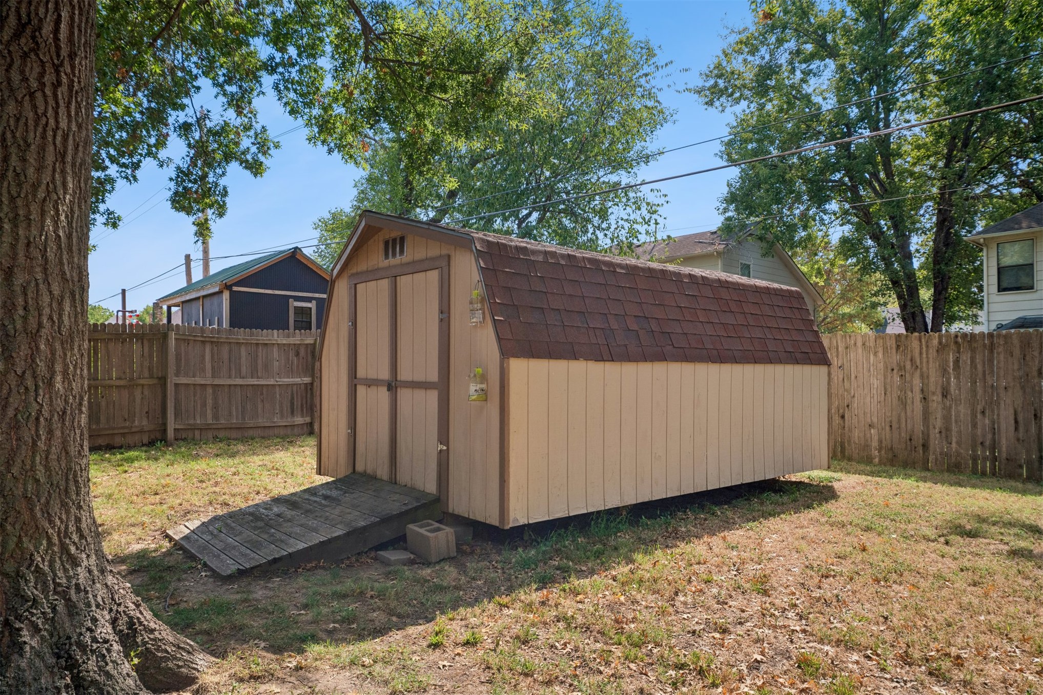 2509 W Canton Place Property Photo 33