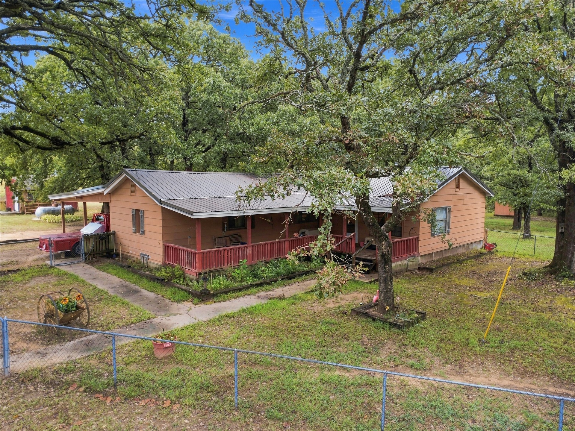 115027 N 3950 Road Property Photo 3