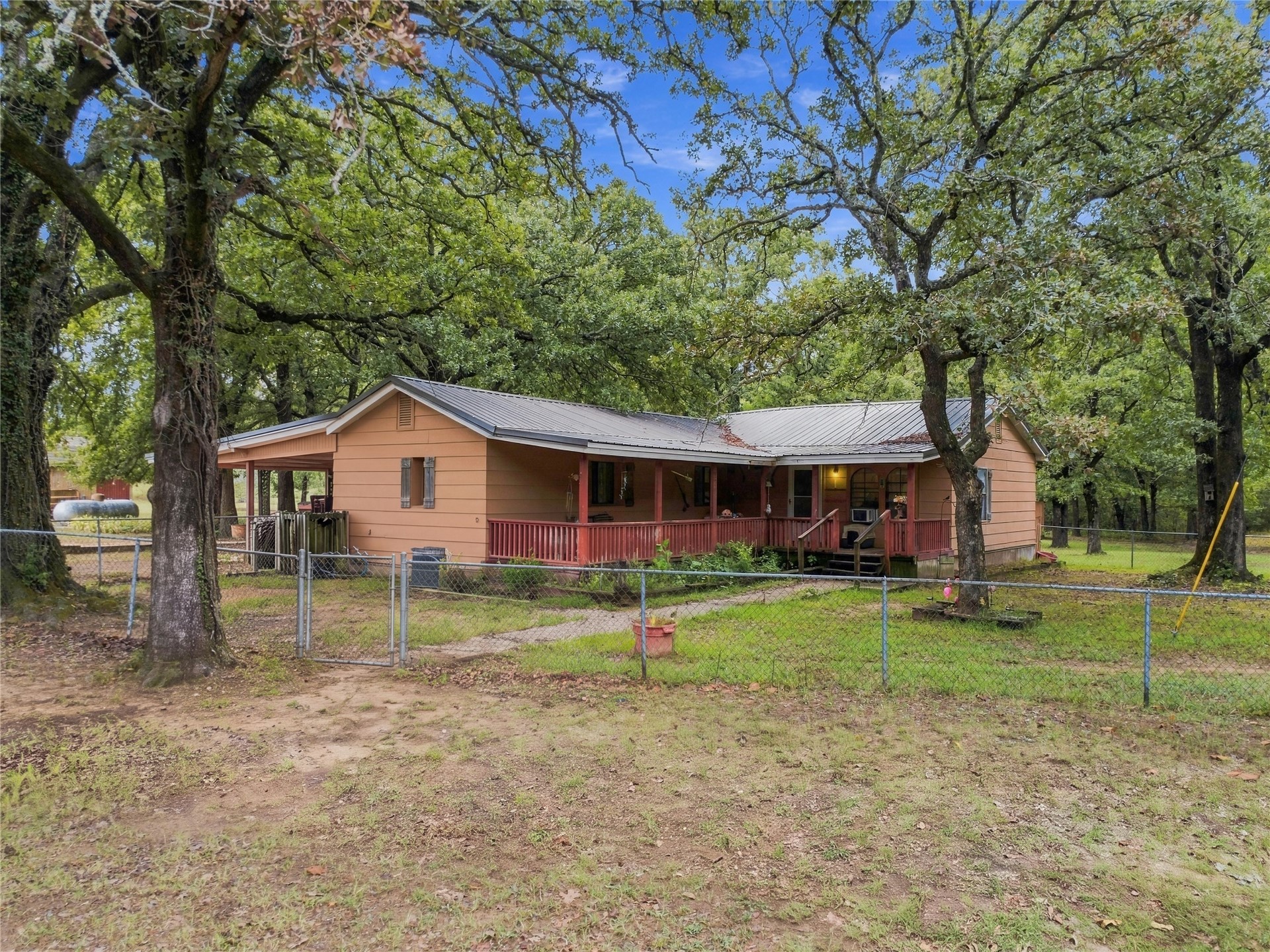 115027 N 3950 Road Property Photo 4