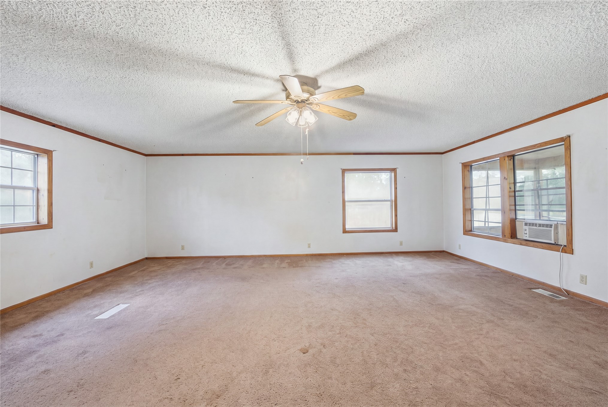 115027 N 3950 Road Property Photo 10