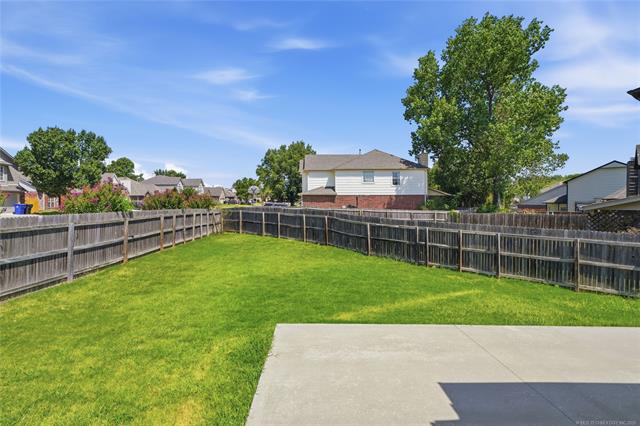 1301 N Willow Avenue Property Photo 40