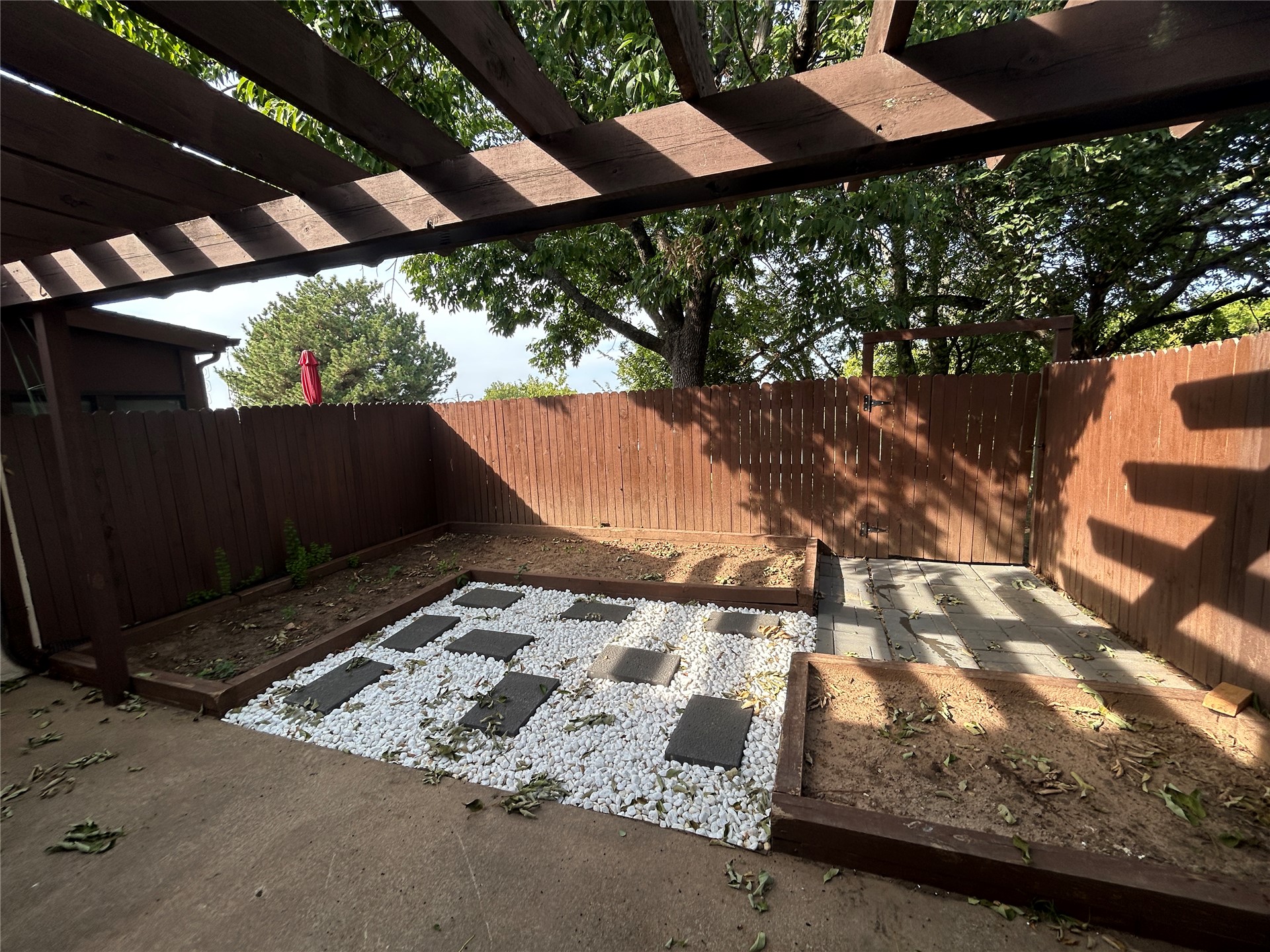 13517 E 30th Street B Property Photo 16