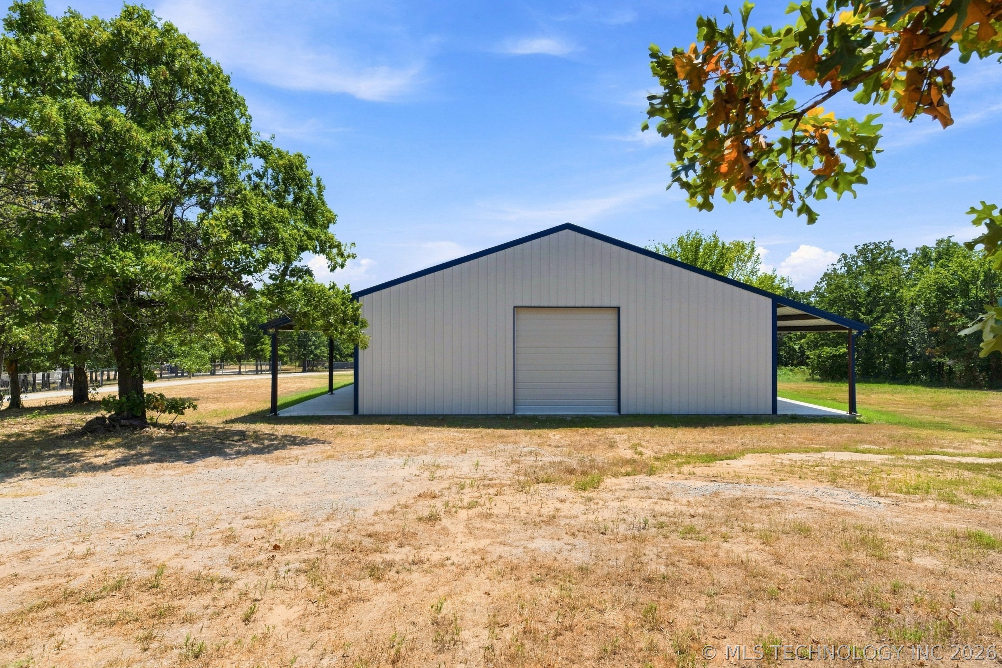 10054 W 159th Street N Property Photo 6