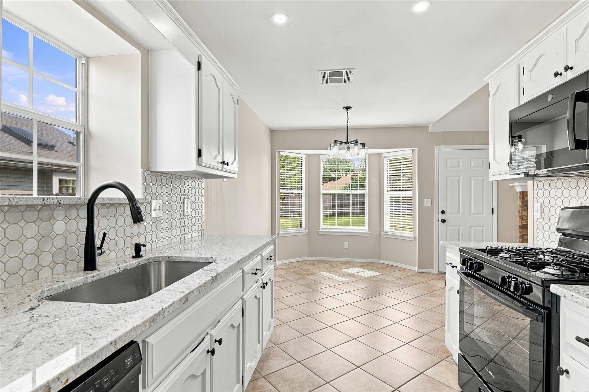 3417 S Dogwood Place Property Photo 10