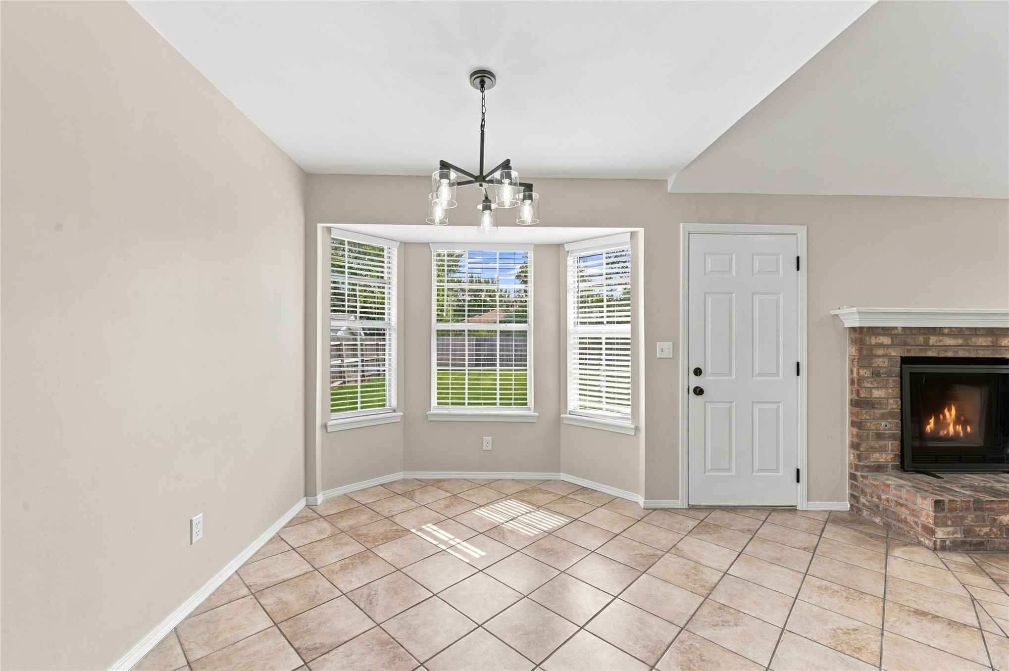 3417 S Dogwood Place Property Photo 11