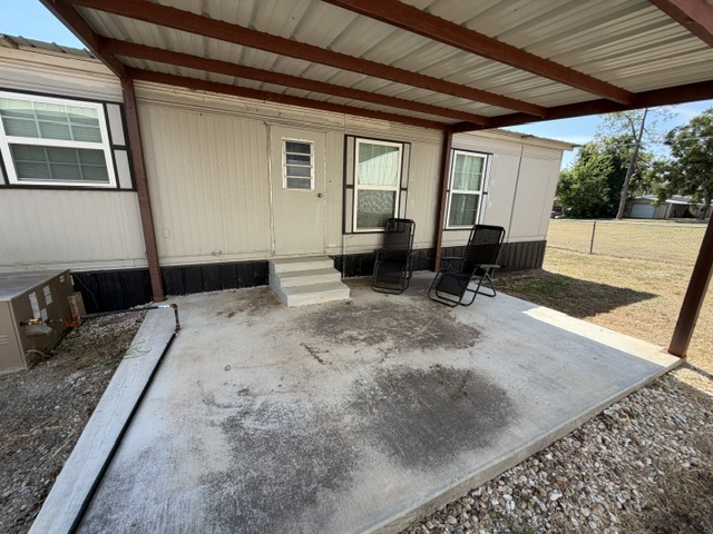 3949 E-z Street Property Photo 8