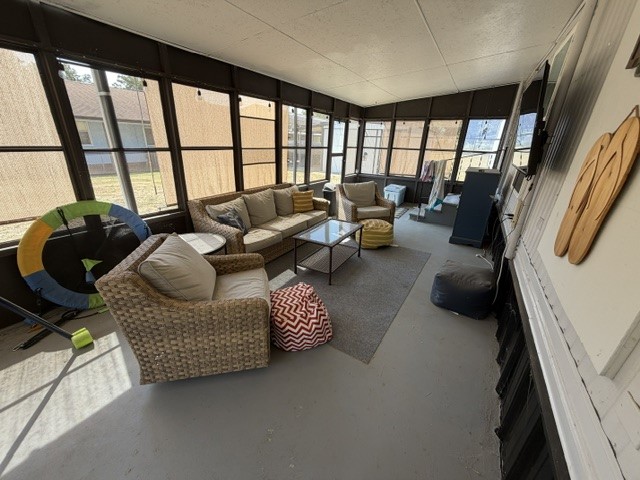3949 E-z Street Property Photo 10
