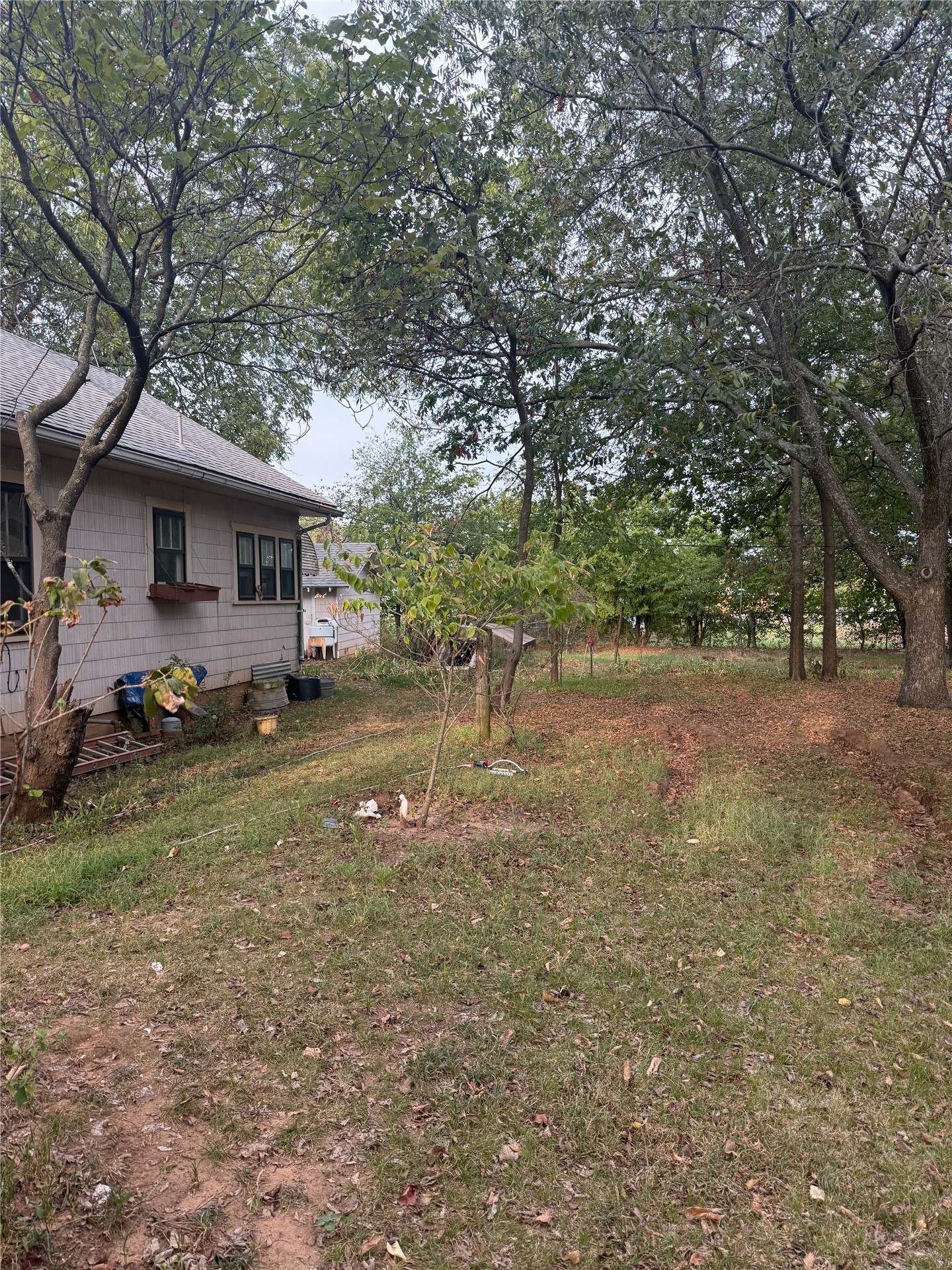 822 E Oklahoma Property Photo 6