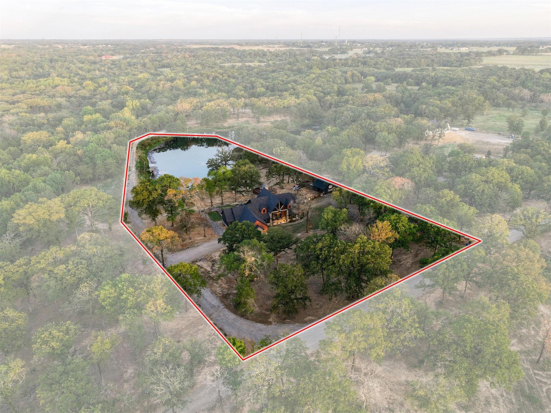 602 Lazy J Lane Property Photo 1