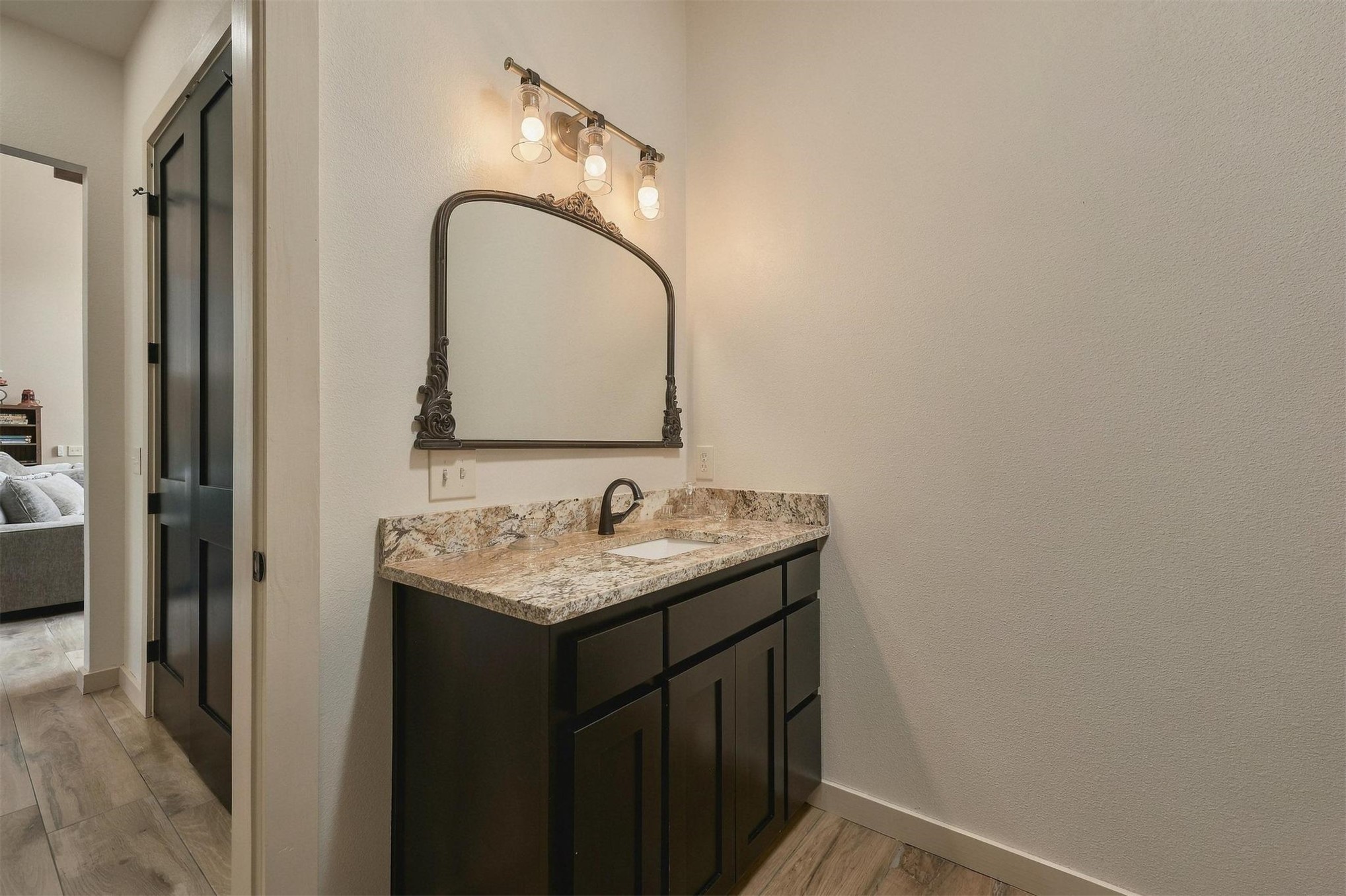 602 Lazy J Lane Property Photo 32