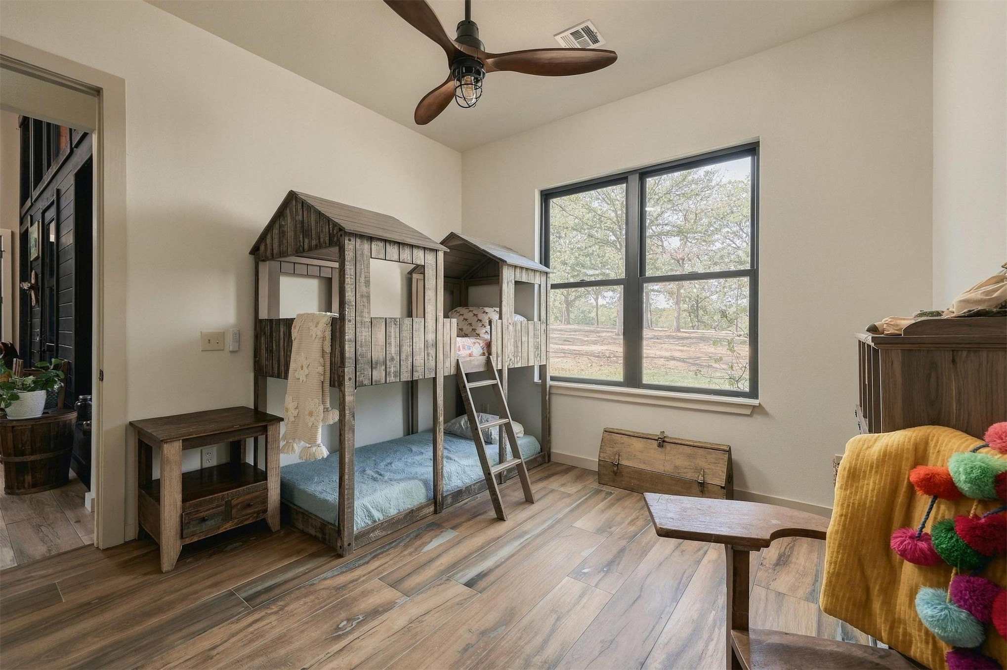 602 Lazy J Lane Property Photo 34