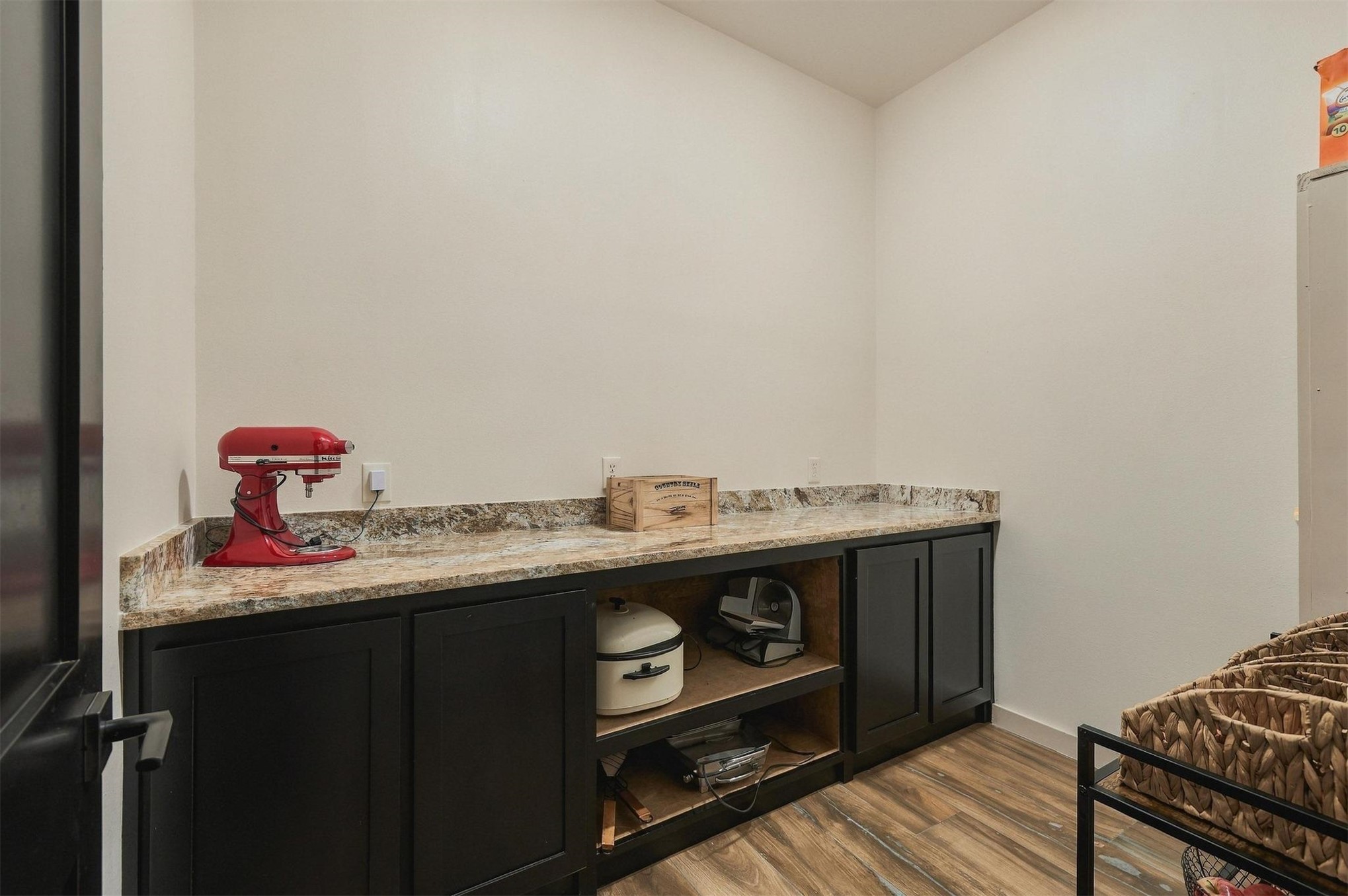 602 Lazy J Lane Property Photo 38
