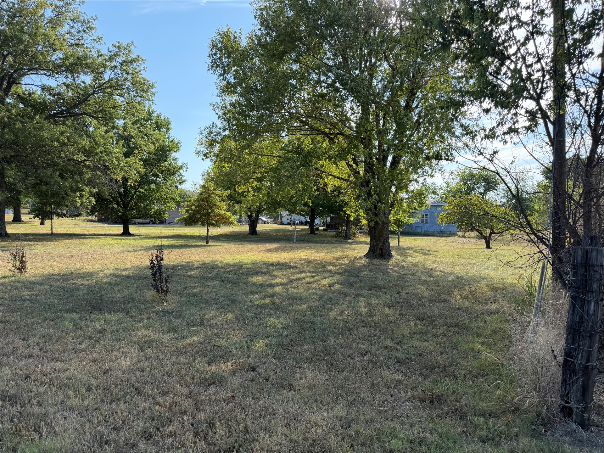105 Leaning Tree Road Property Photo 1