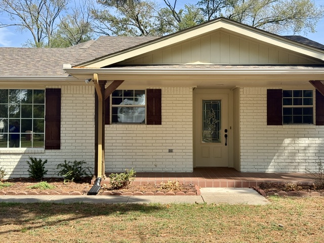 452 Sandy Lane Property Photo 4