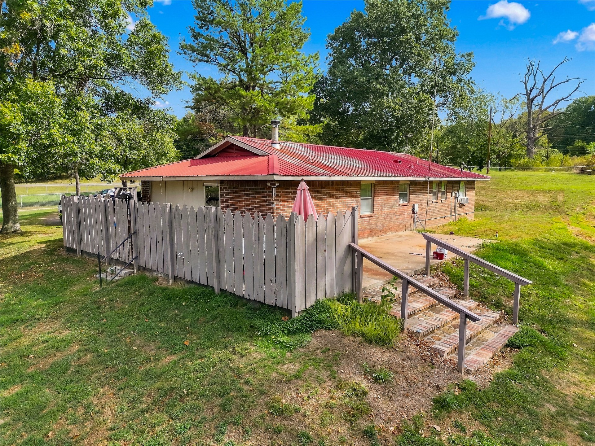 468940 Hwy 51 Property Photo 9